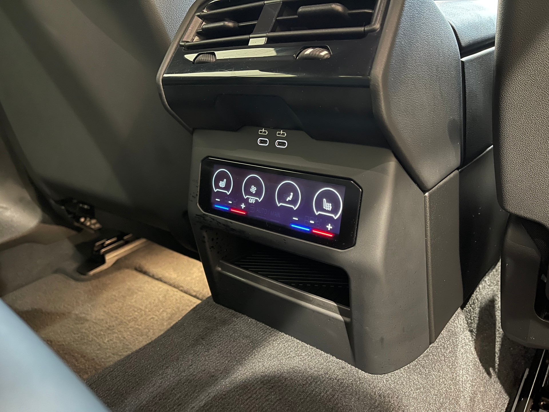 BMW 520i 48V M Sport Steptronic-image-16