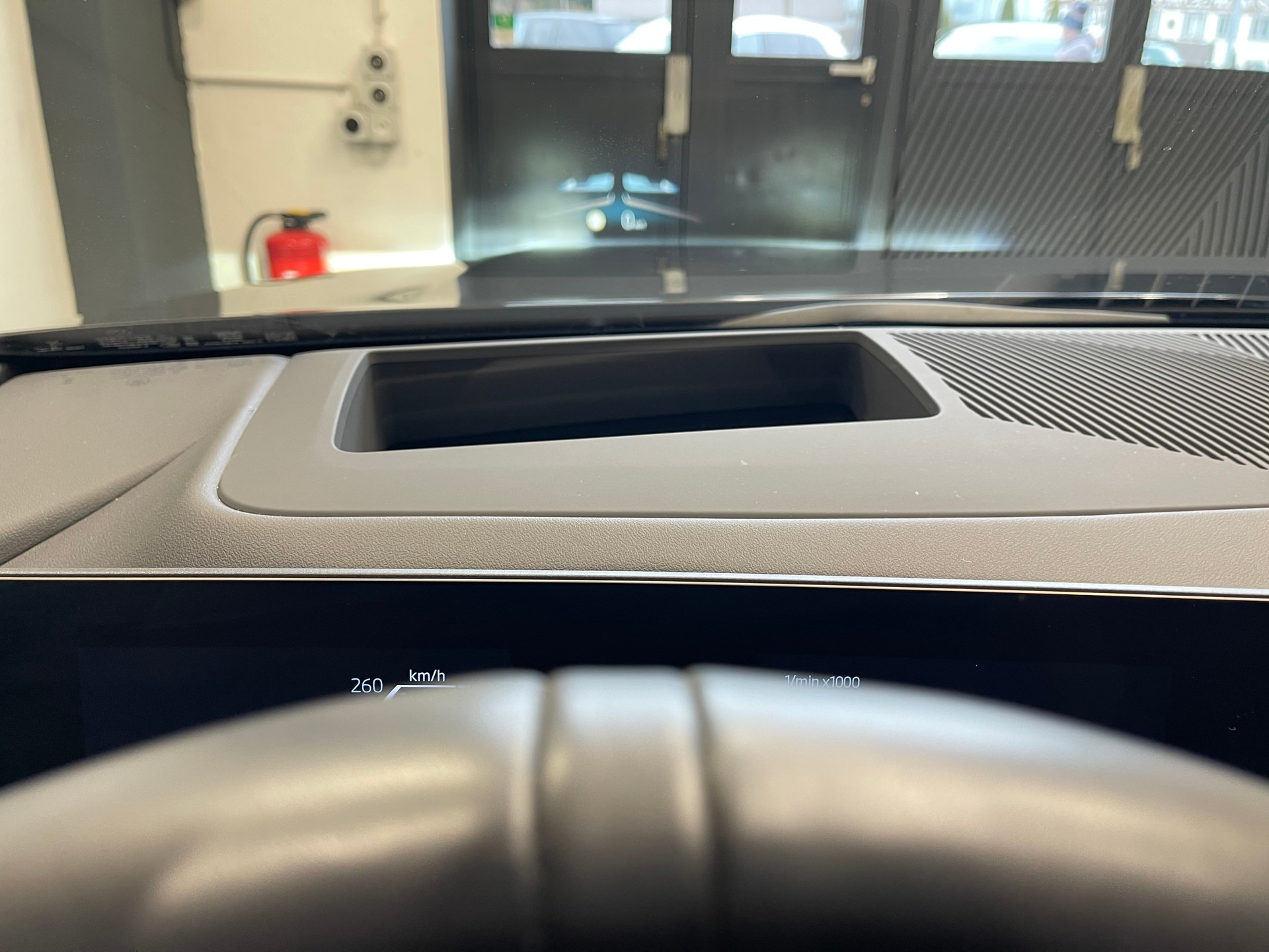BMW 520i 48V M Sport Steptronic-image-21