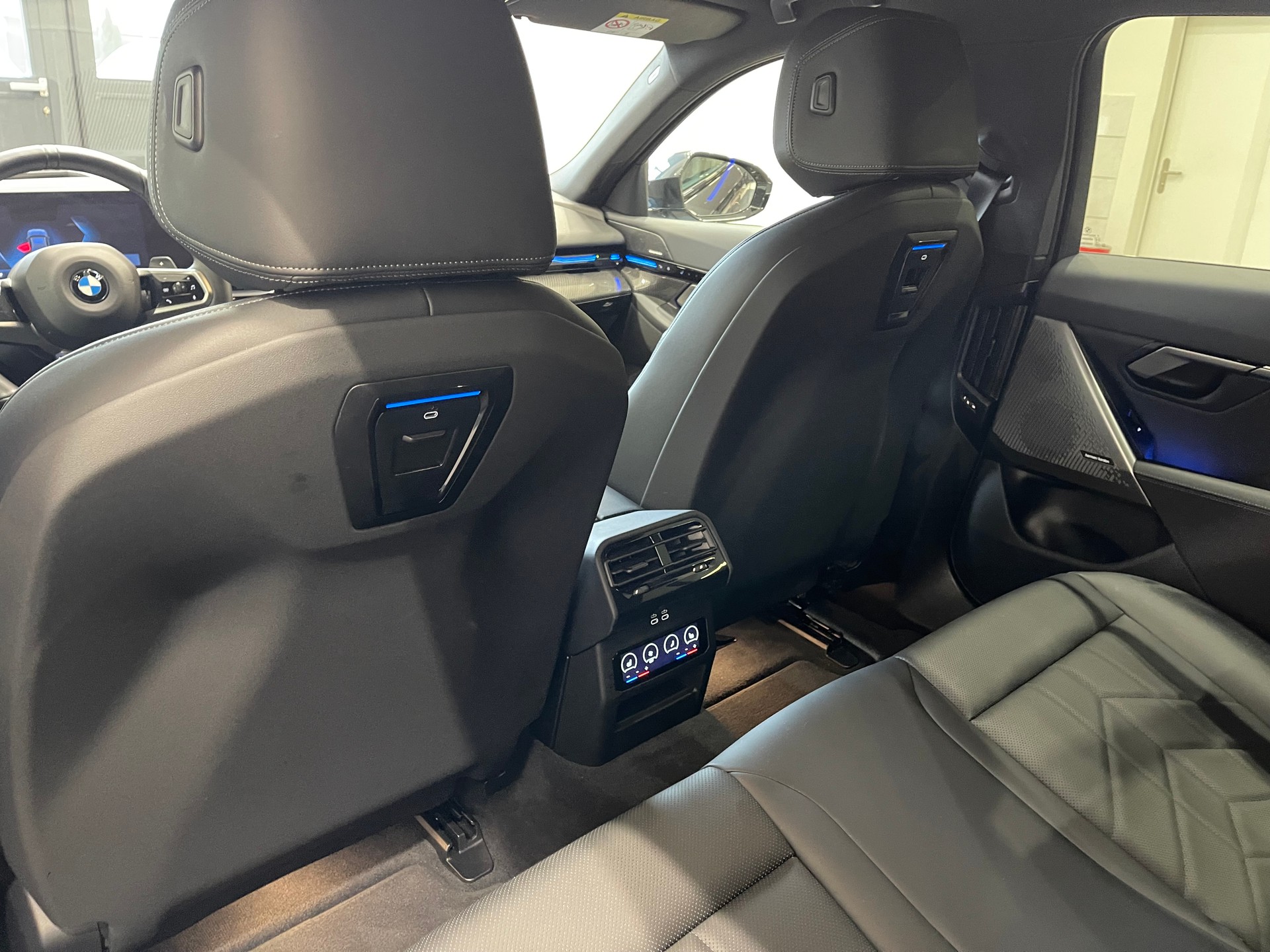 BMW 520i 48V M Sport Steptronic-image-13
