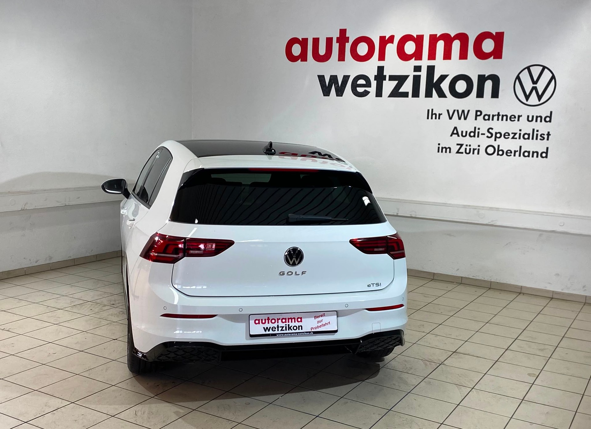 VW Golf 1.5 e TSI mHEV R-Line DSG-image-3
