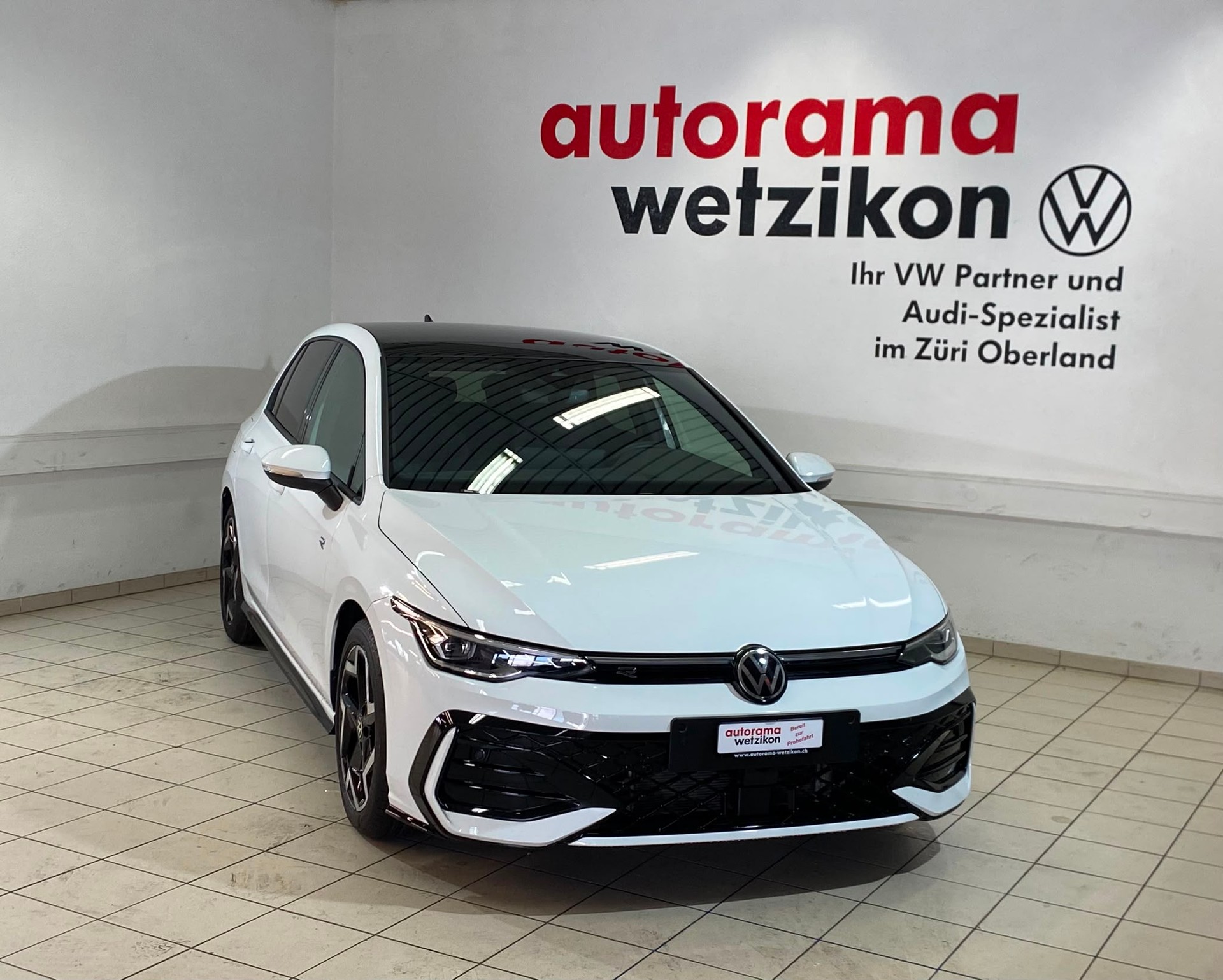 VW Golf 1.5 e TSI mHEV R-Line DSG-image-1