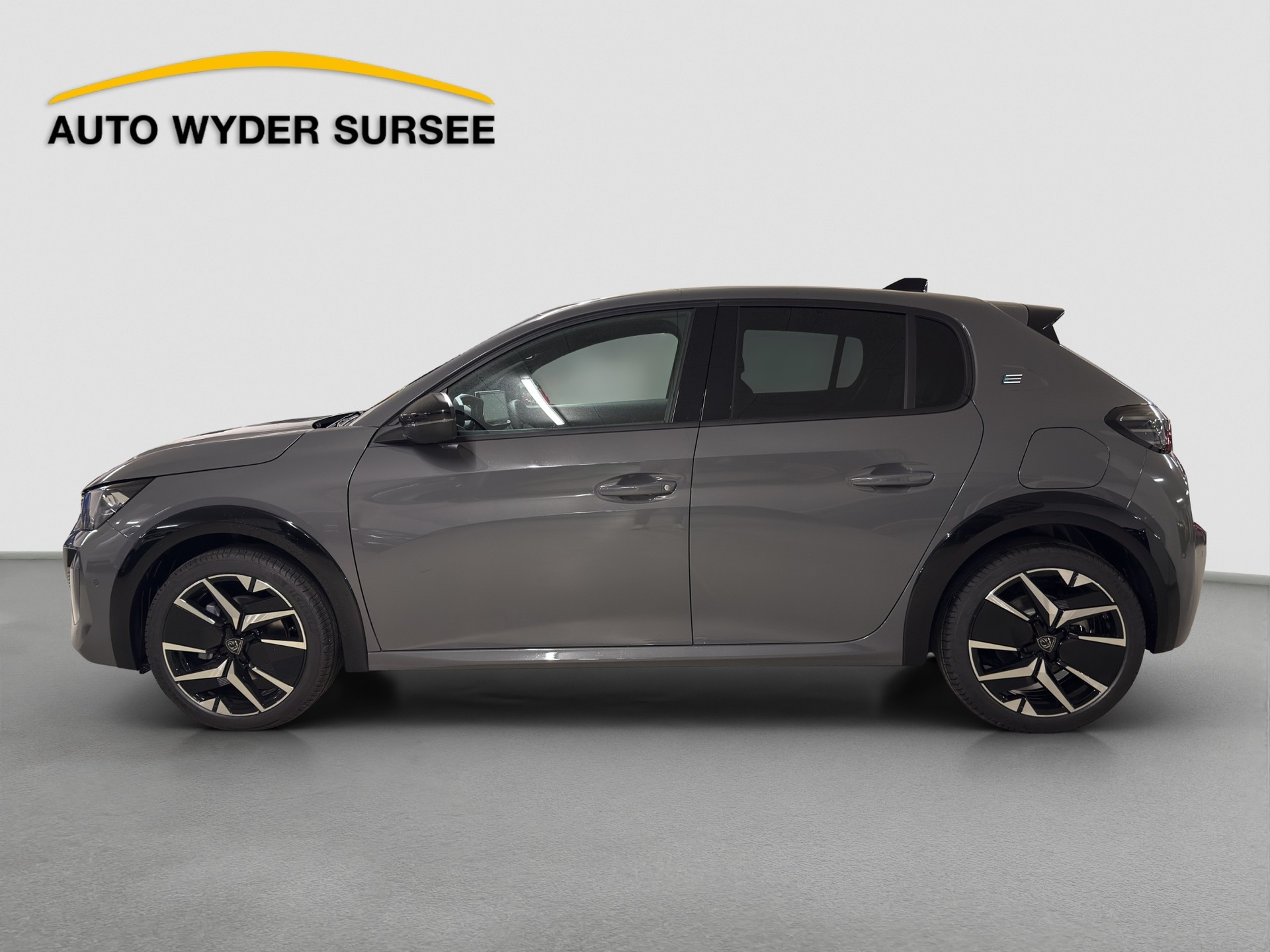 PEUGEOT 208 1.2 Hybrid 145 GT Exclusive-image-2