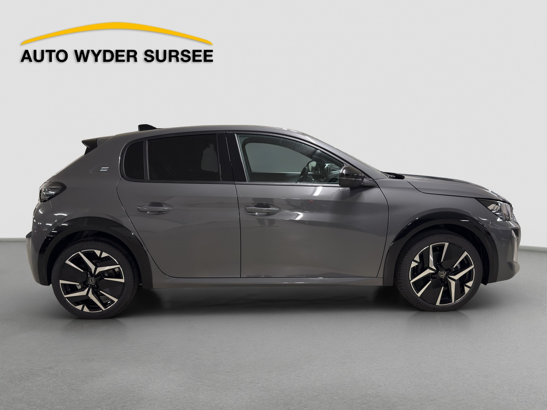 PEUGEOT 208 1.2 Hybrid 145 GT Exclusive-image-6