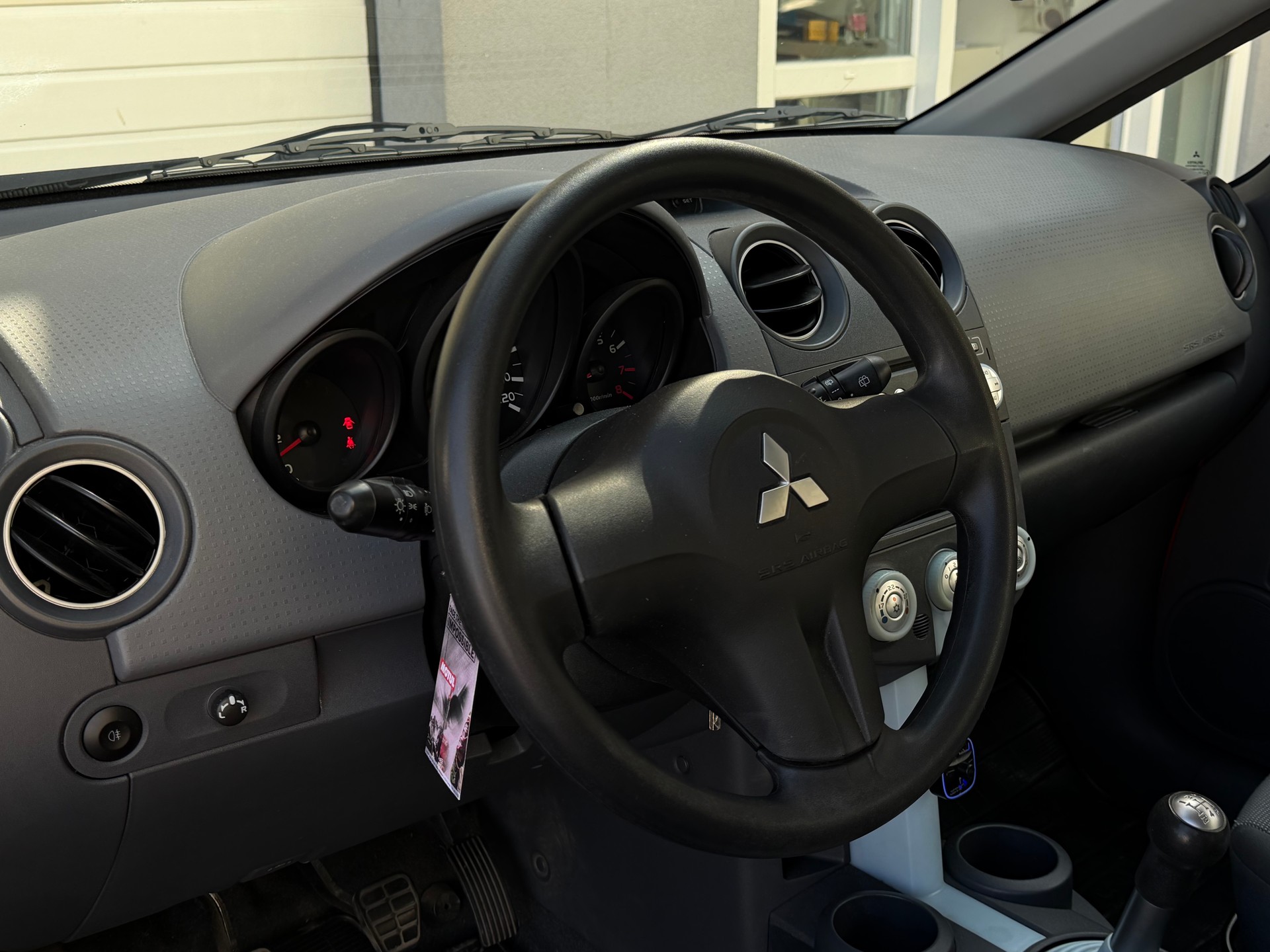 MITSUBISHI Colt 1.3 16V Fashion*Frisch ab MFK&Service*8-Fach Räder*Top Gepflegt*A/C Klima*-image-6