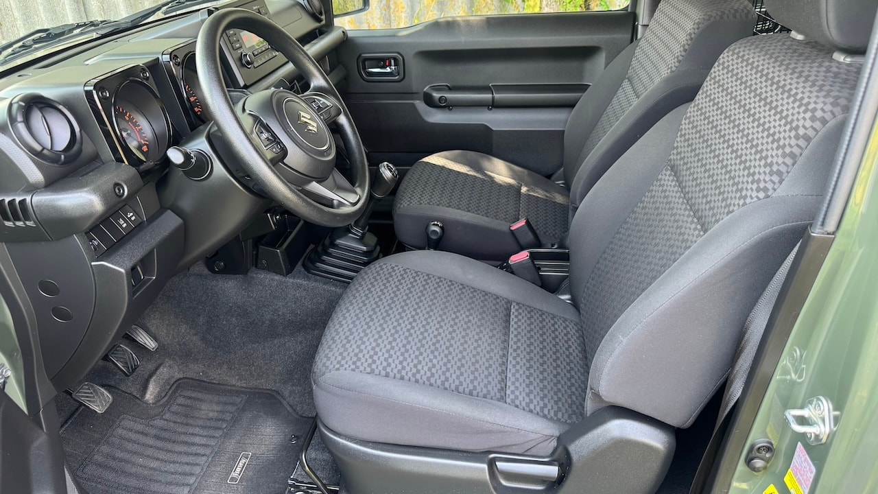 SUZUKI JIMNY 1.5 COMPACT+ 4x4 | 2 PLATZER | MANUEL-image-11
