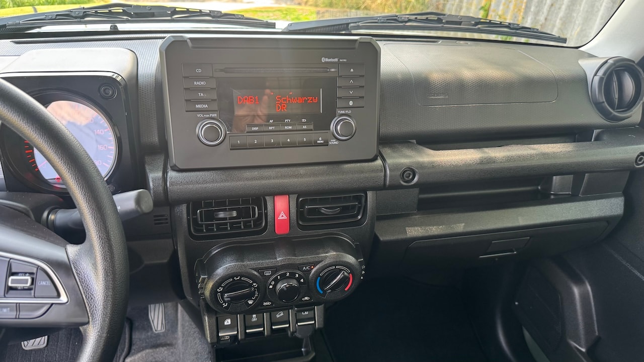 SUZUKI JIMNY 1.5 COMPACT+ 4x4 | 2 PLATZER | MANUEL-image-15