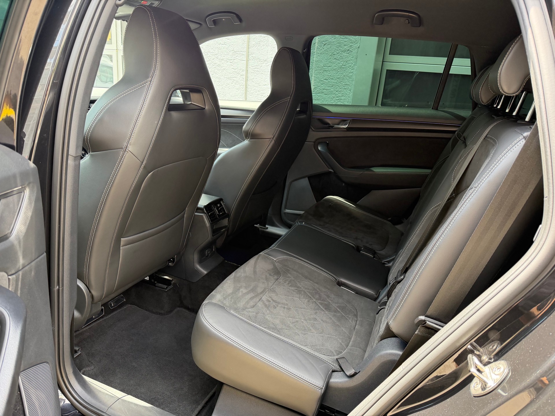 SKODA Kodiaq 2.0 TDI CR SportLine 4x4 DSG-image-8
