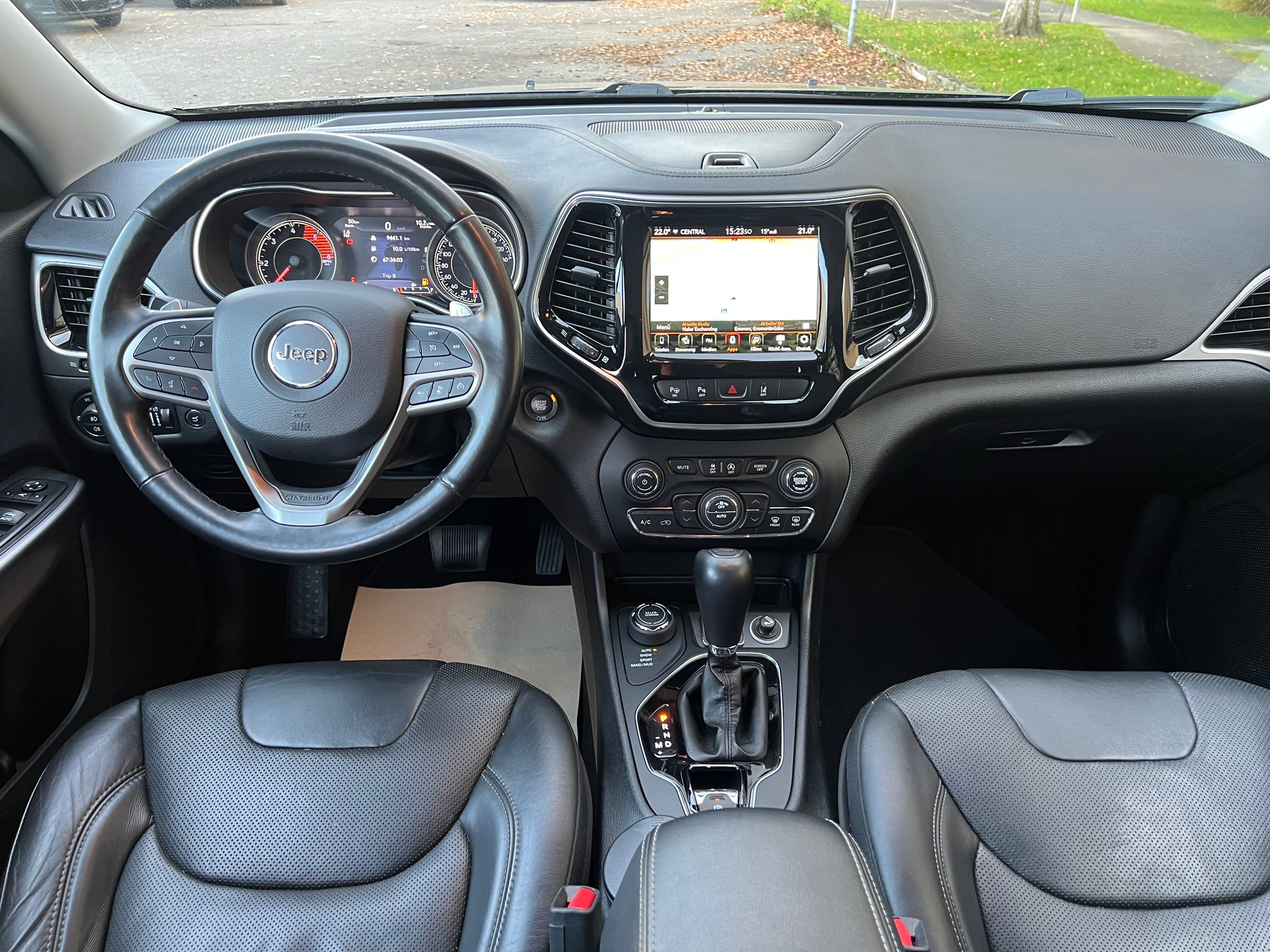 JEEP Cherokee 2.2MJ Limited AWD Drive I 9ATX-image-12