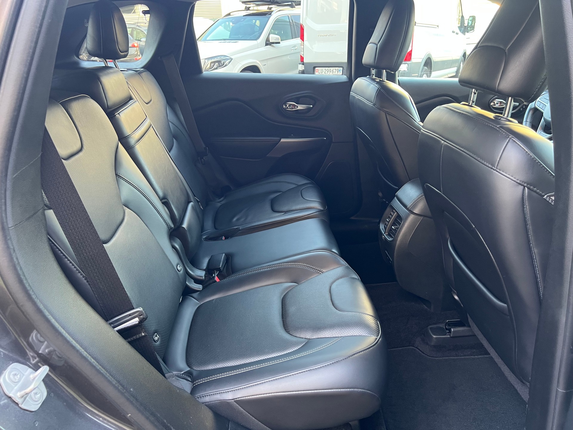 JEEP Cherokee 2.2MJ Limited AWD Drive I 9ATX-image-13