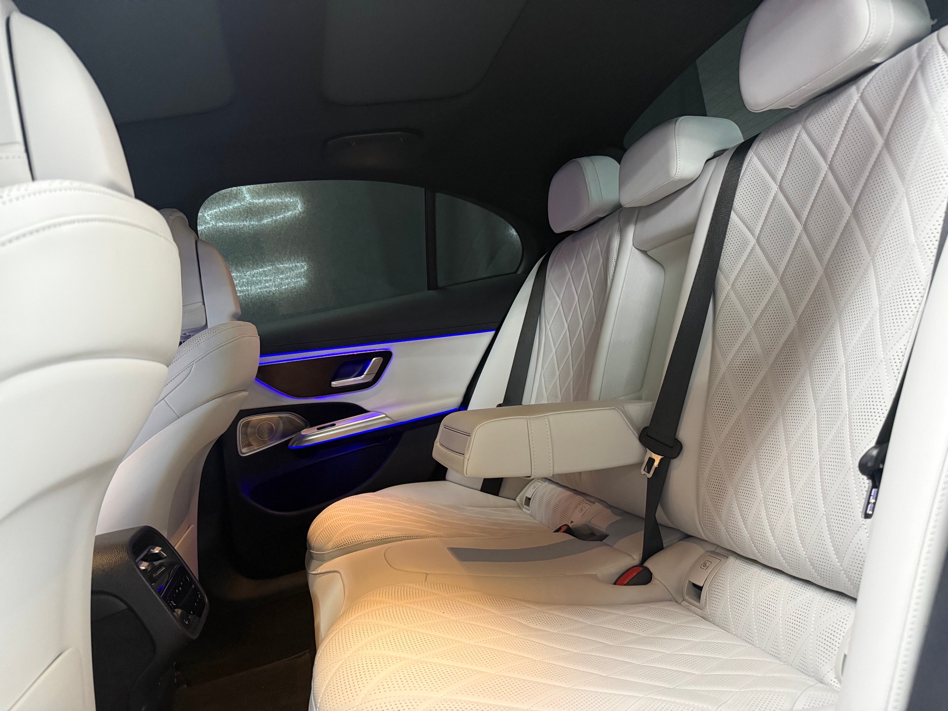 MERCEDES-BENZ E 450 d 4Matic 9G-Tronic-image-7