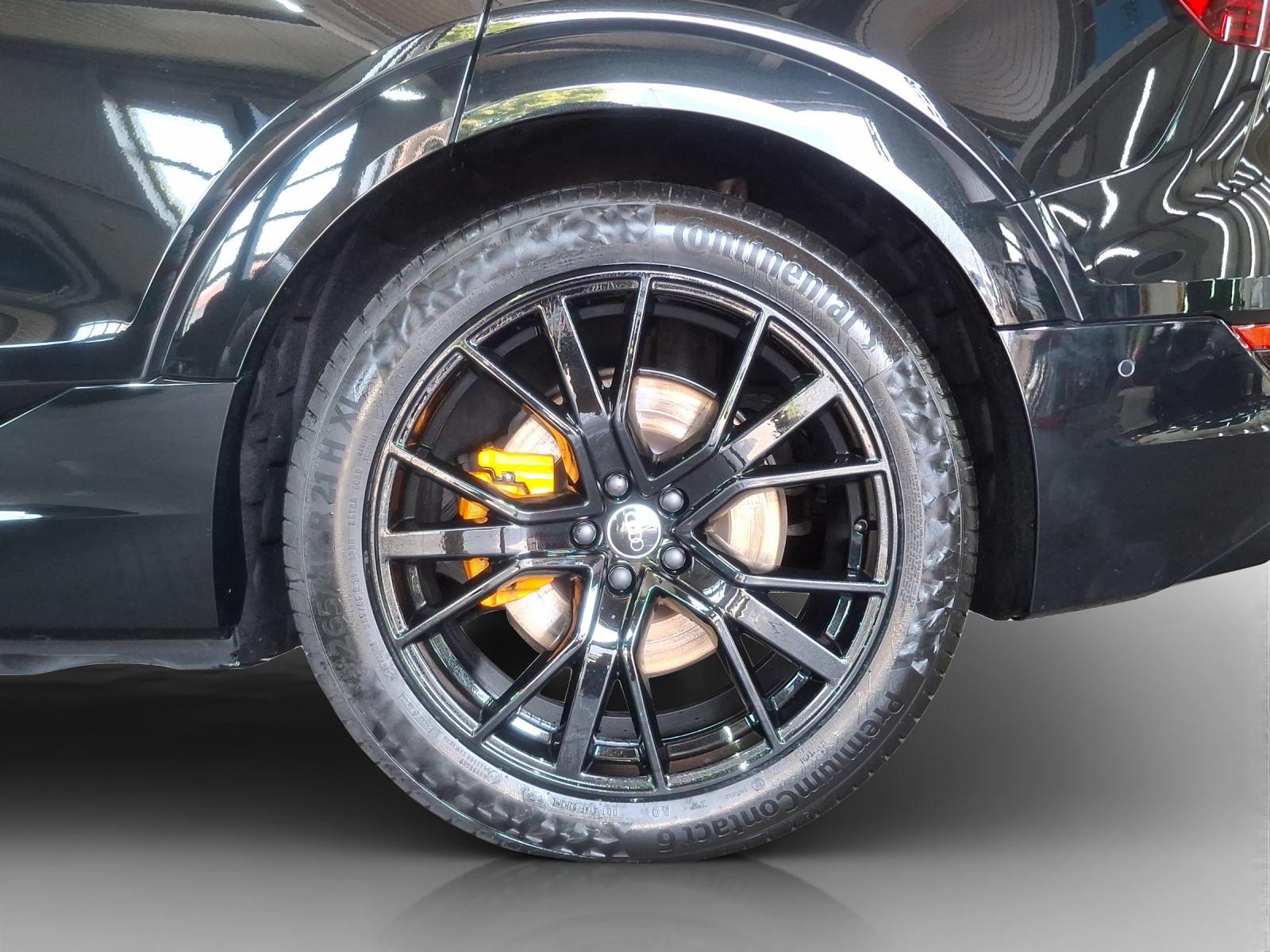 AUDI e-tron 55 Sportback S Line Black Edition quattro-image-13