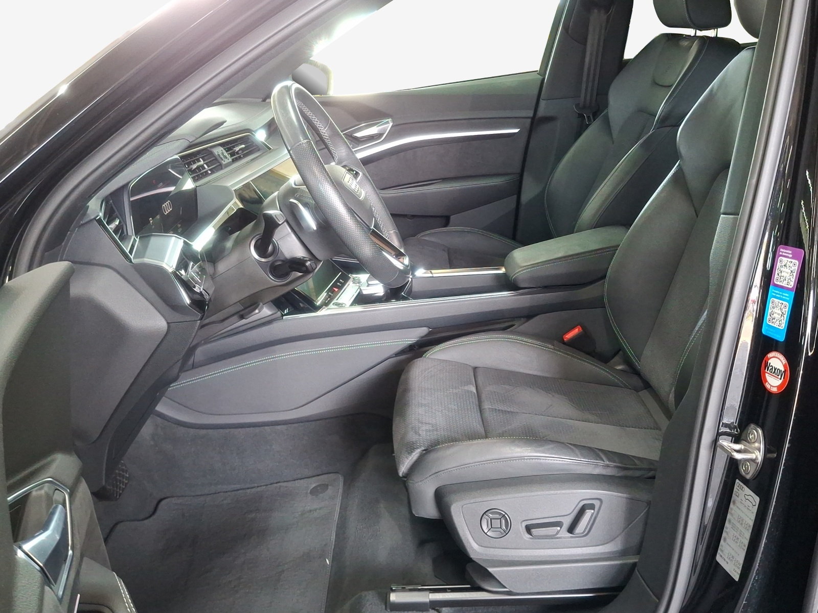 AUDI e-tron 55 Sportback S Line Black Edition quattro-image-7