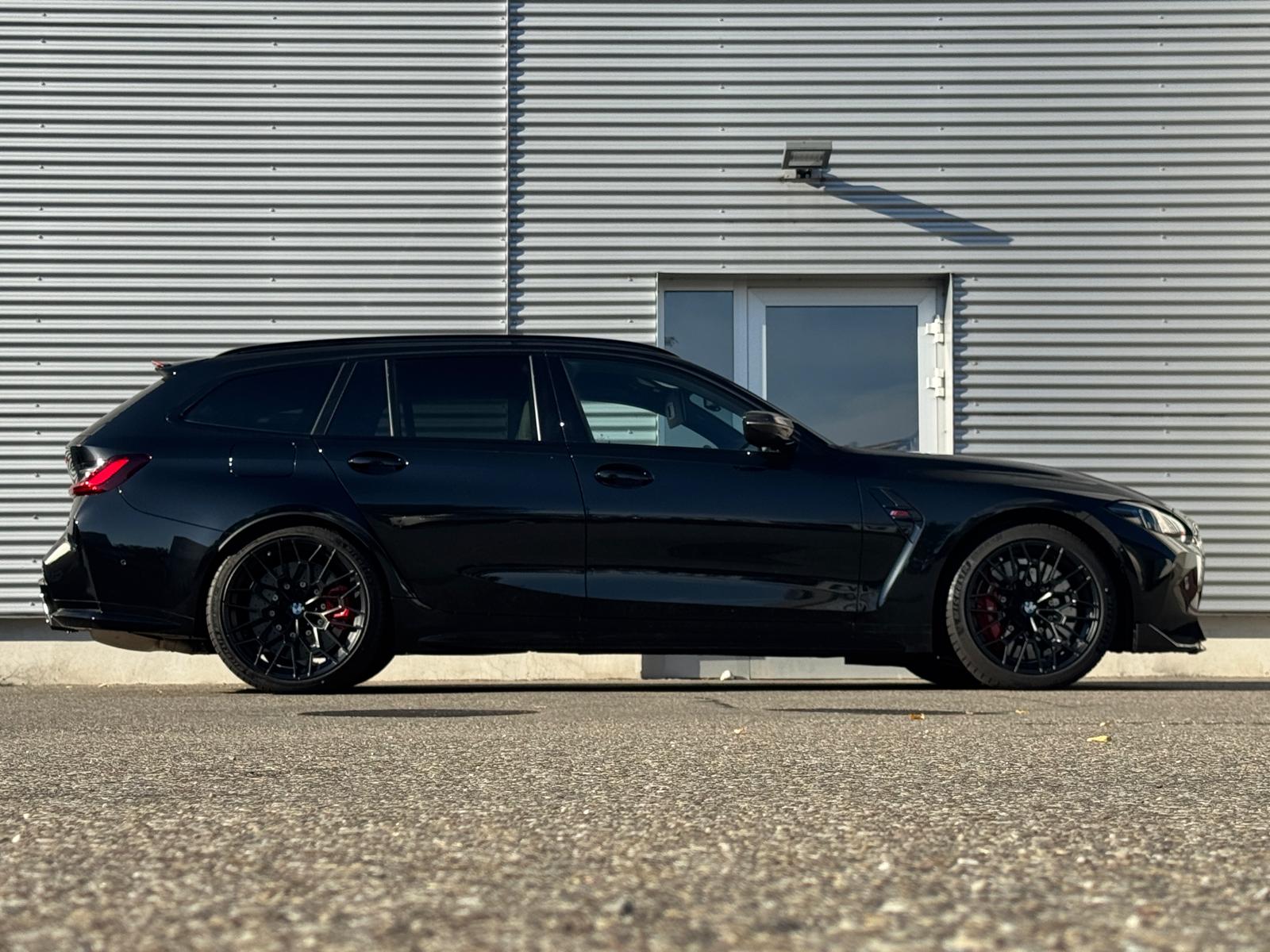 BMW M3 CS Touring xDrive-image-5
