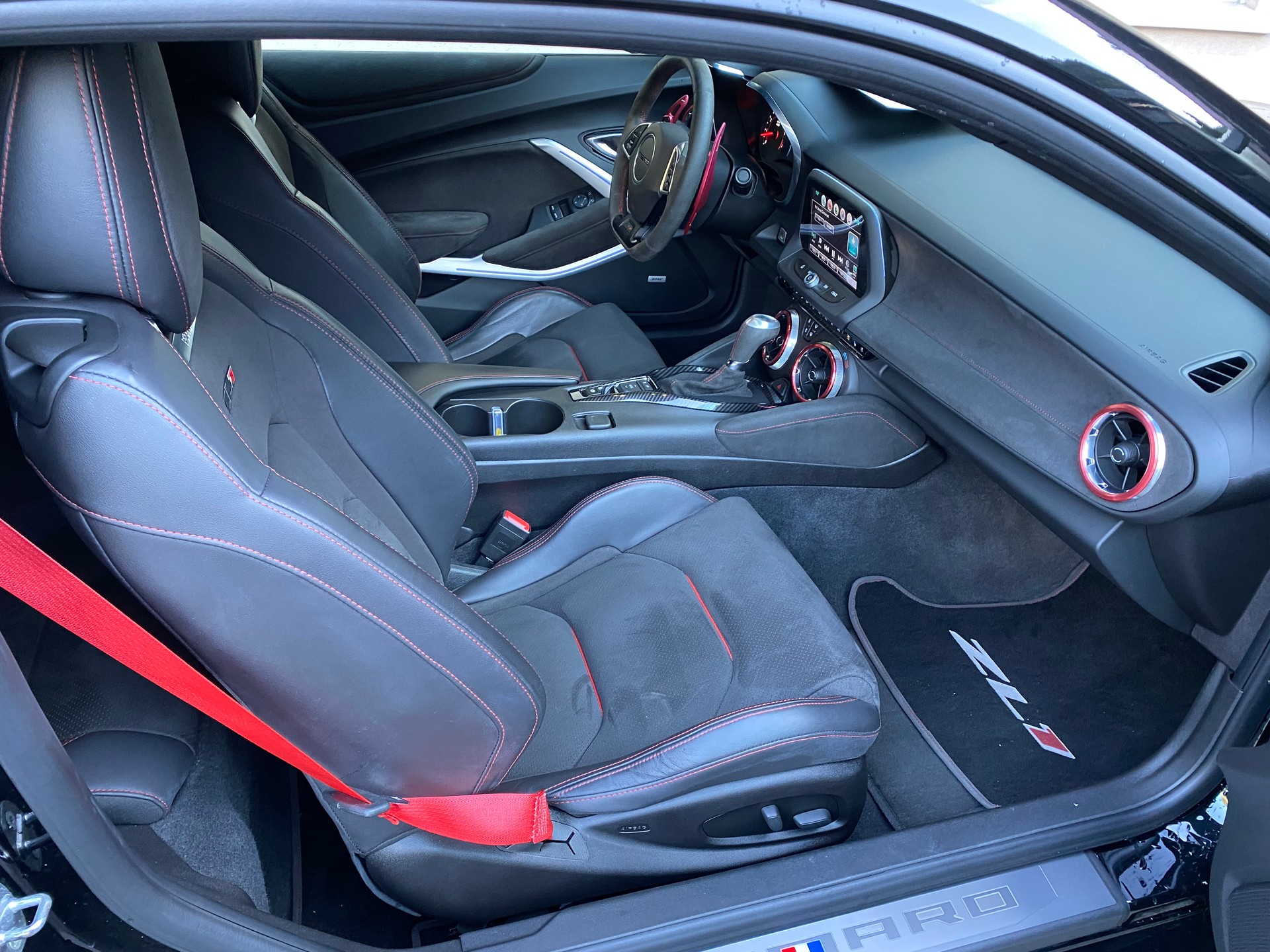 CHEVROLET Camaro 6.2 ZL1 Automatic-image-2