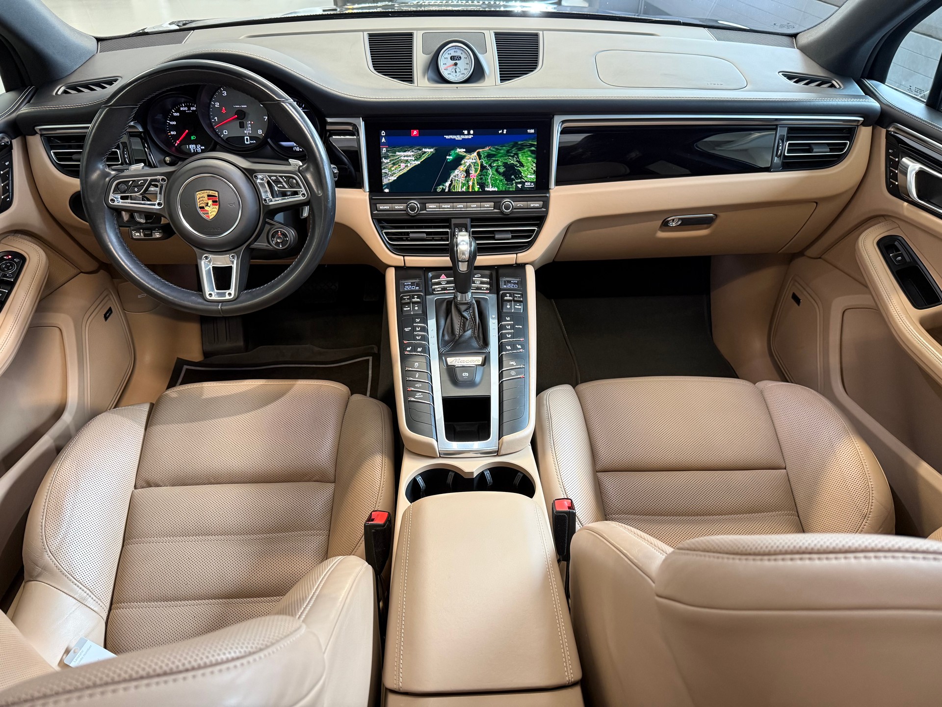 PORSCHE Macan S PDK-image-18