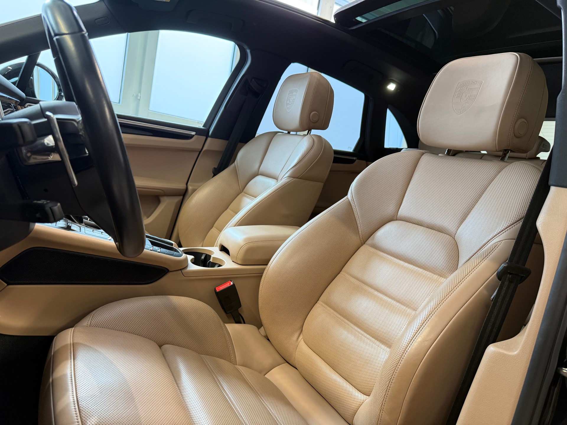 PORSCHE Macan S PDK-image-15