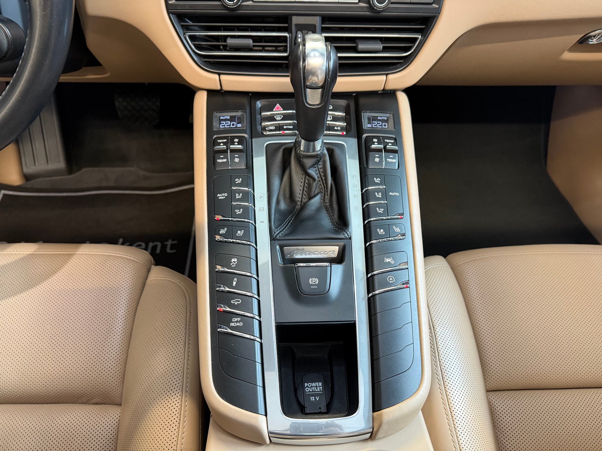 PORSCHE Macan S PDK-image-11