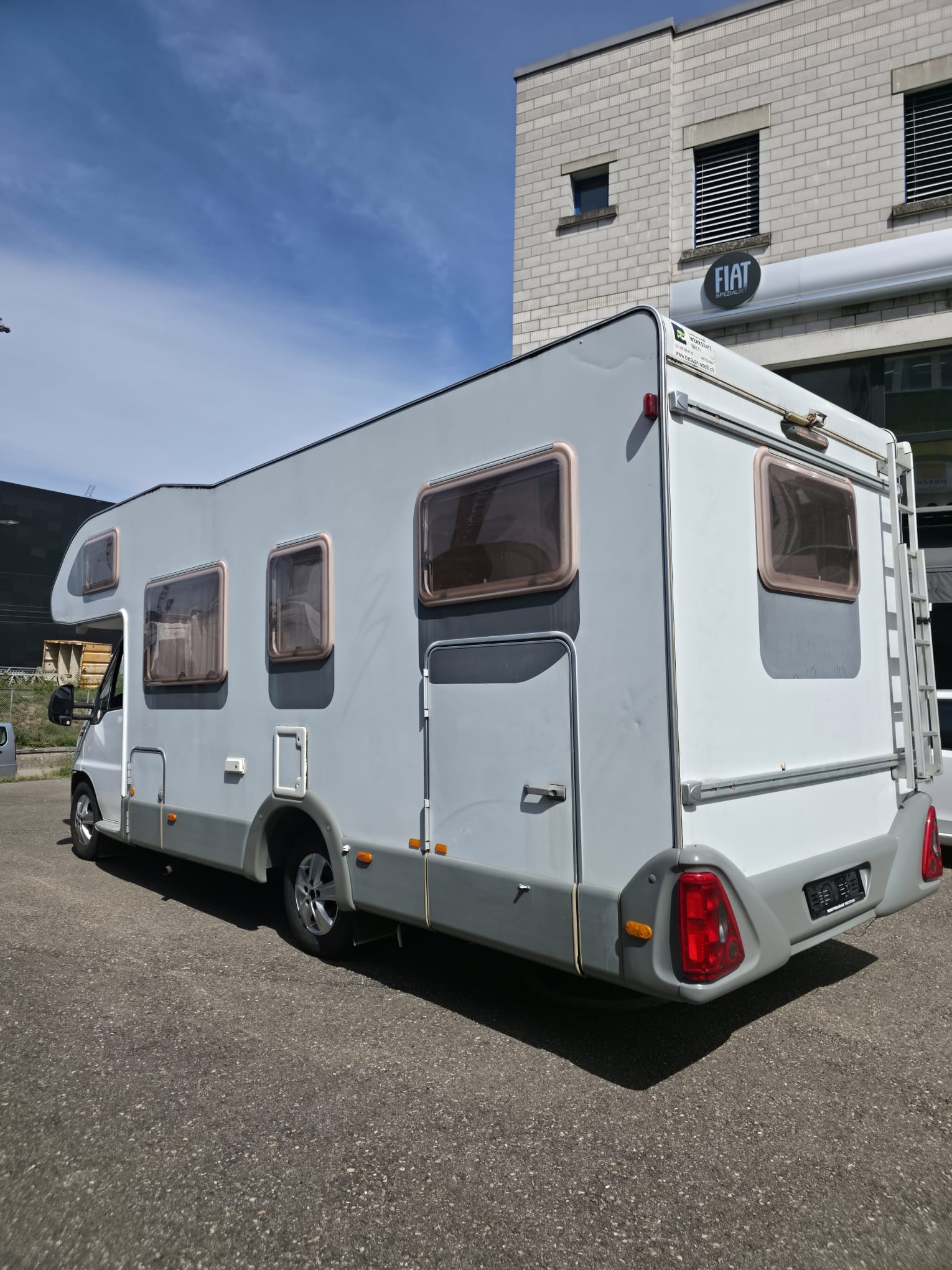 KNAUS Alkoven-image-1