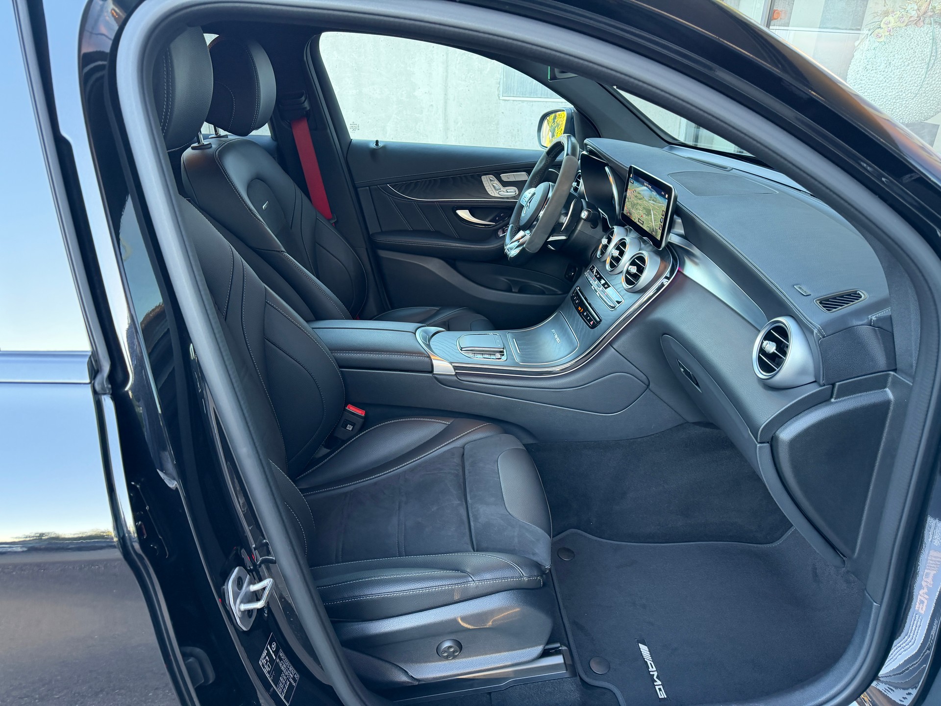 MERCEDES-BENZ GLC Coupé 63 S AMG 4Matic 9G-Tronic-image-14