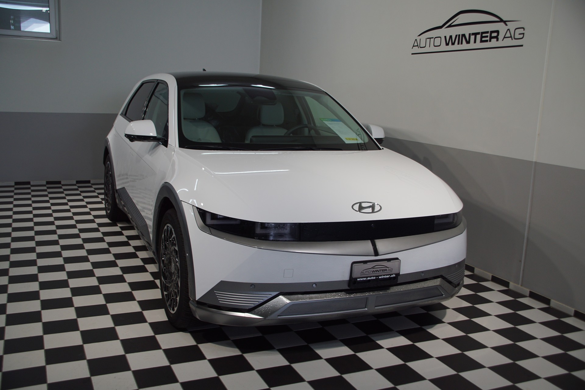 HYUNDAI Ioniq 5 77kWh Vertex 4WD ++SWISS++-image-5