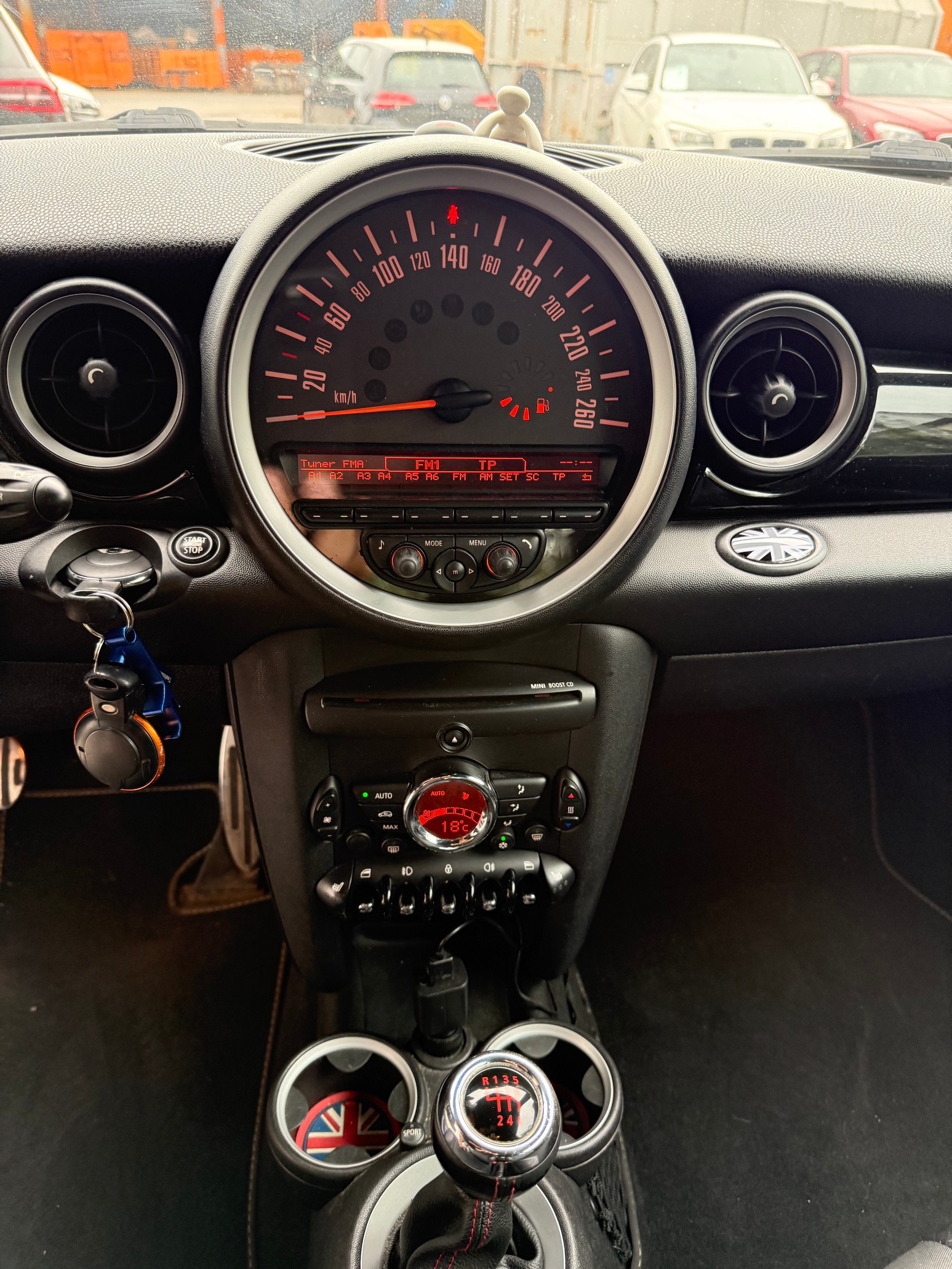 MINI Mini Cooper Clubman JCW-image-20