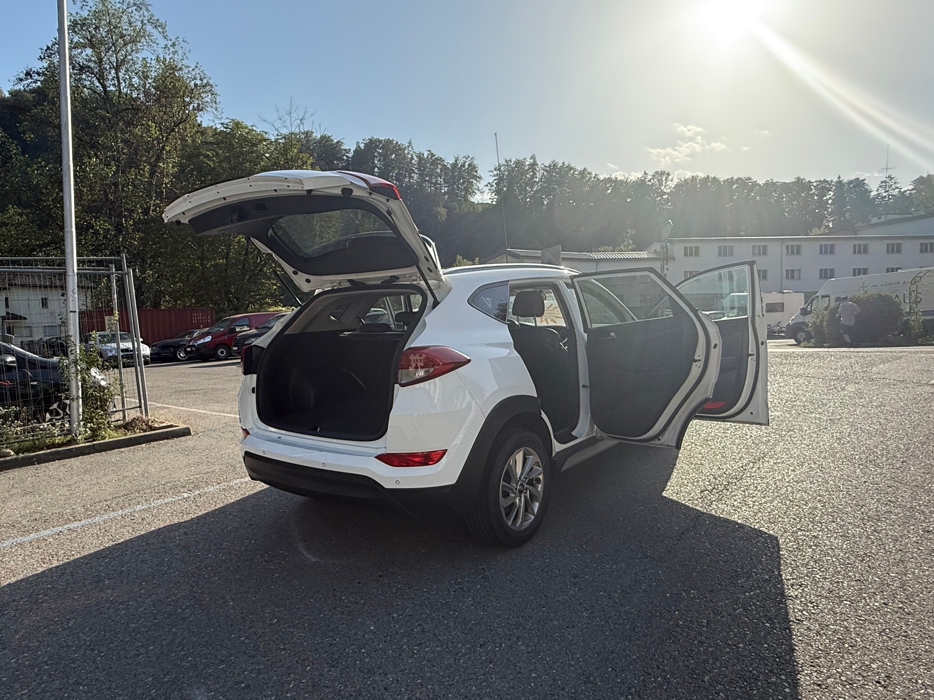 HYUNDAI Tucson 2.0 CRDI Plena 4WD Automatic-image-18