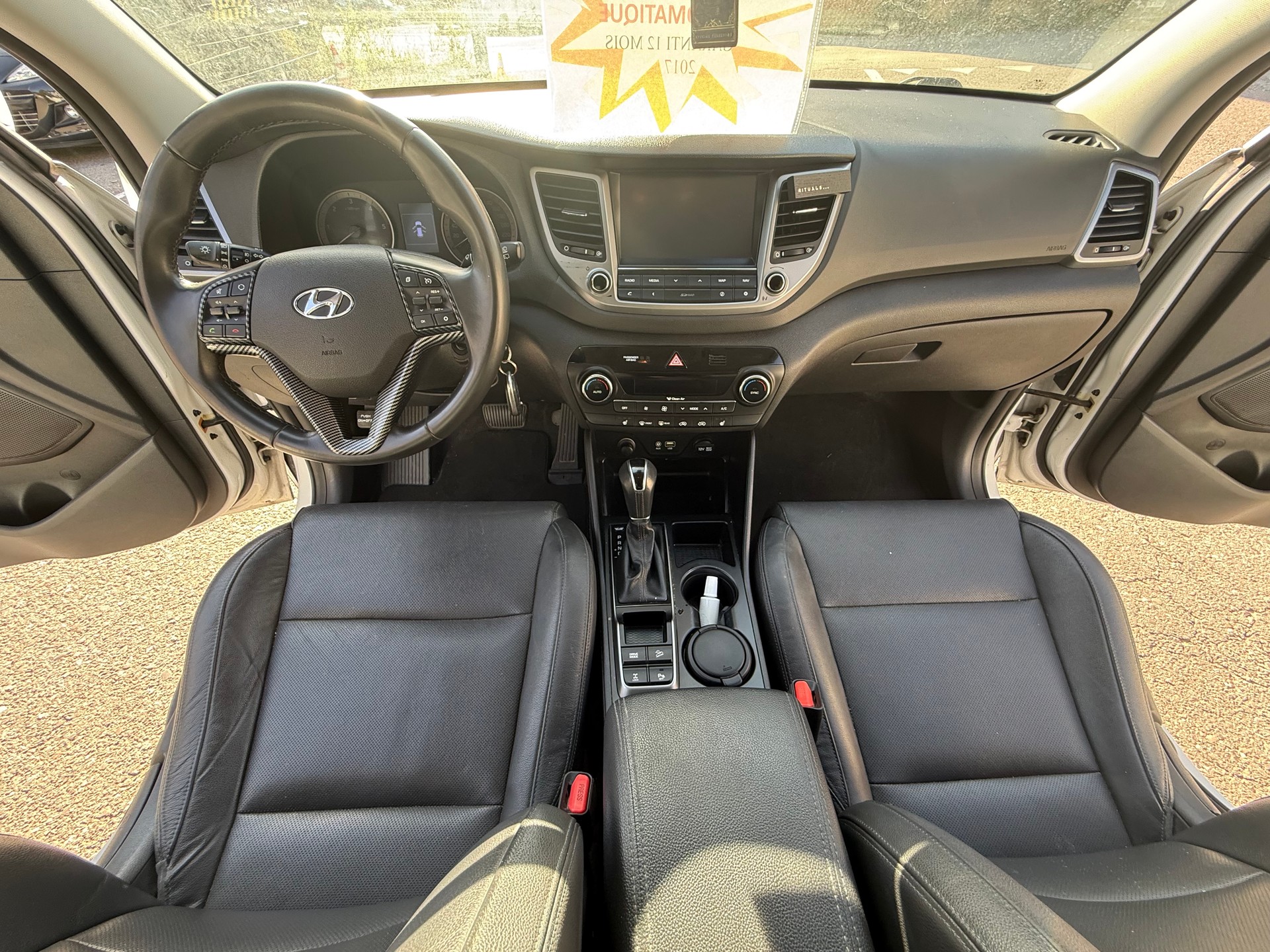 HYUNDAI Tucson 2.0 CRDI Plena 4WD Automatic-image-22