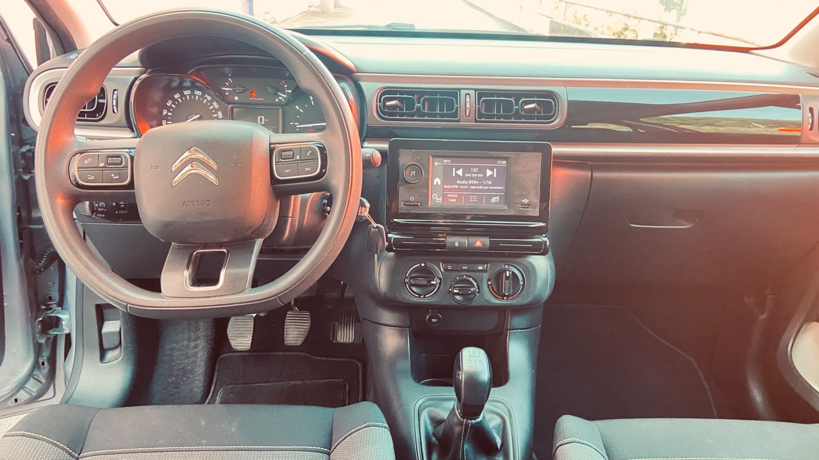 CITROEN C3 1.2i PureTech Feel-image-7