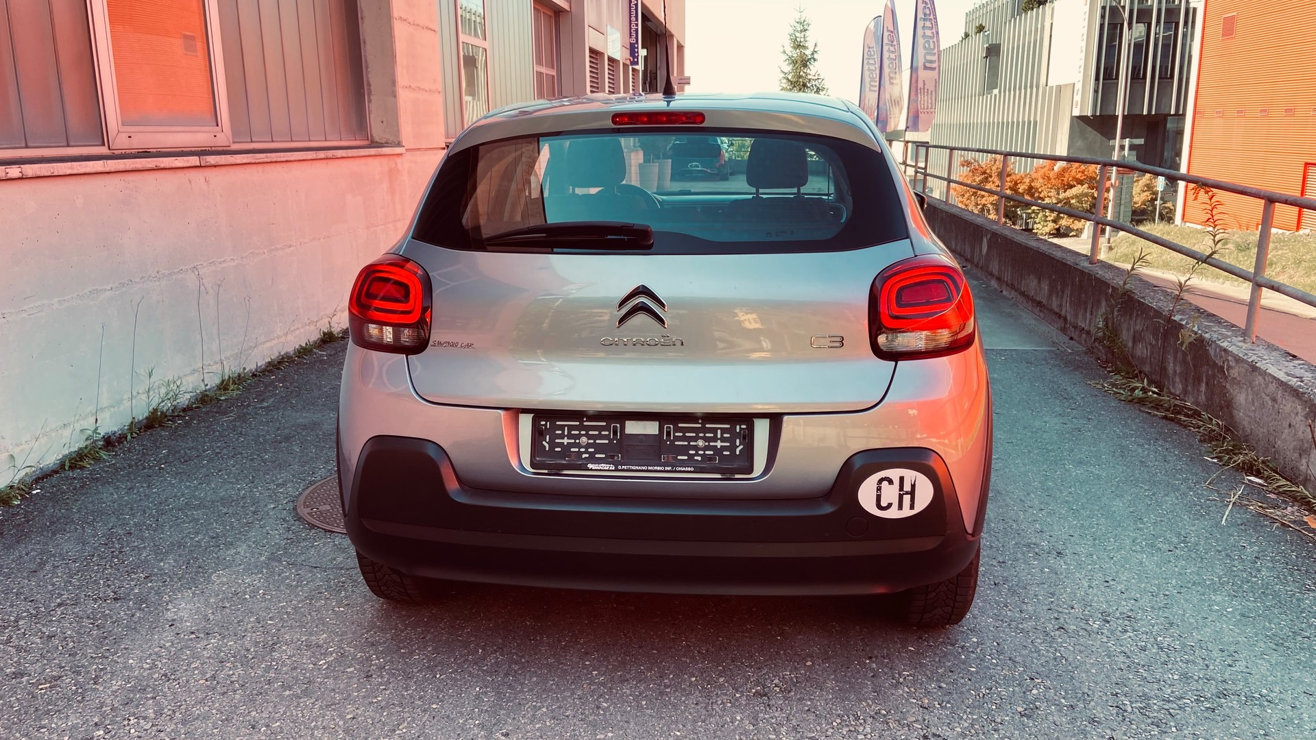 CITROEN C3 1.2i PureTech Feel-image-3