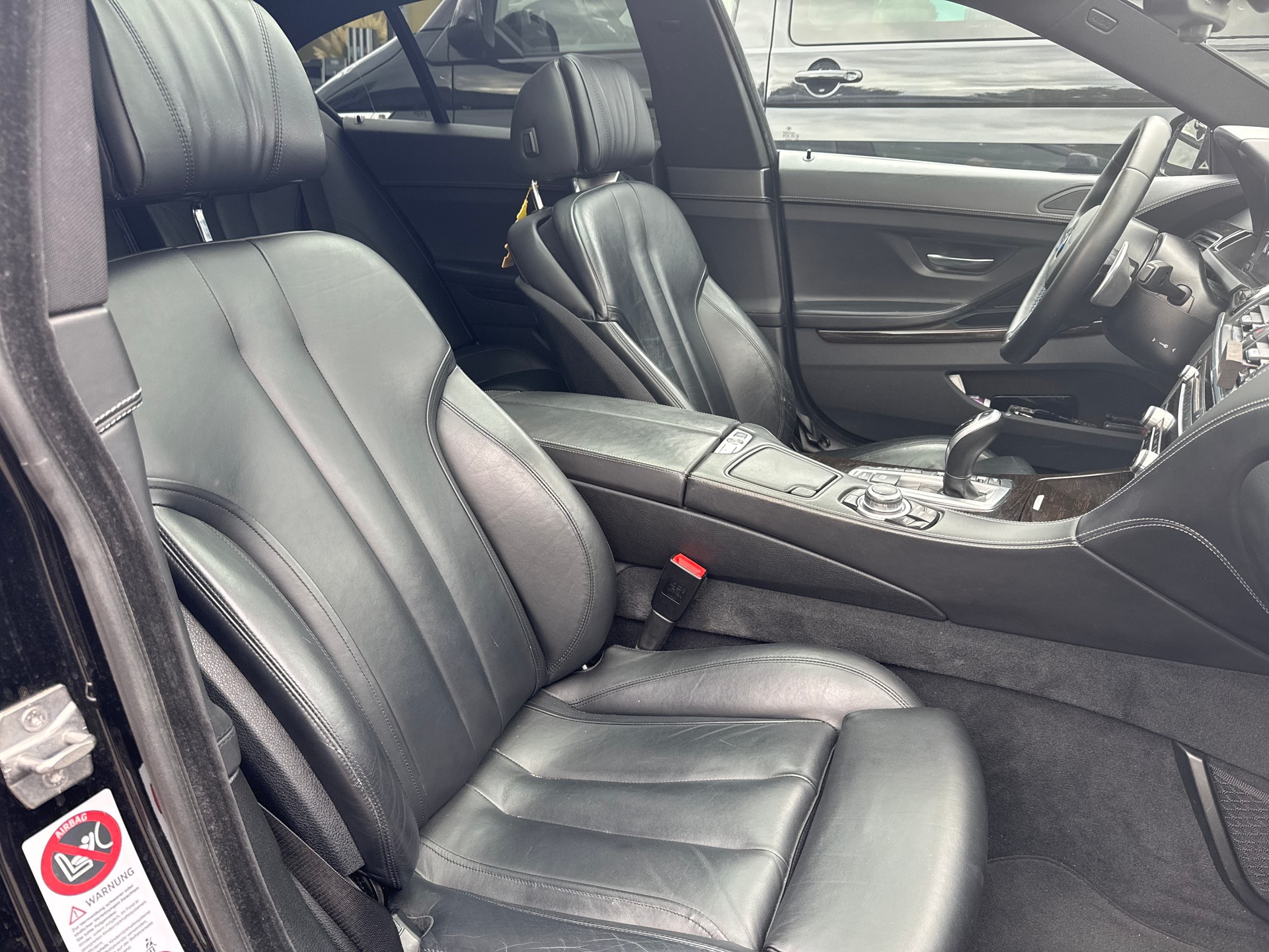 BMW 650i xDrive-image-5