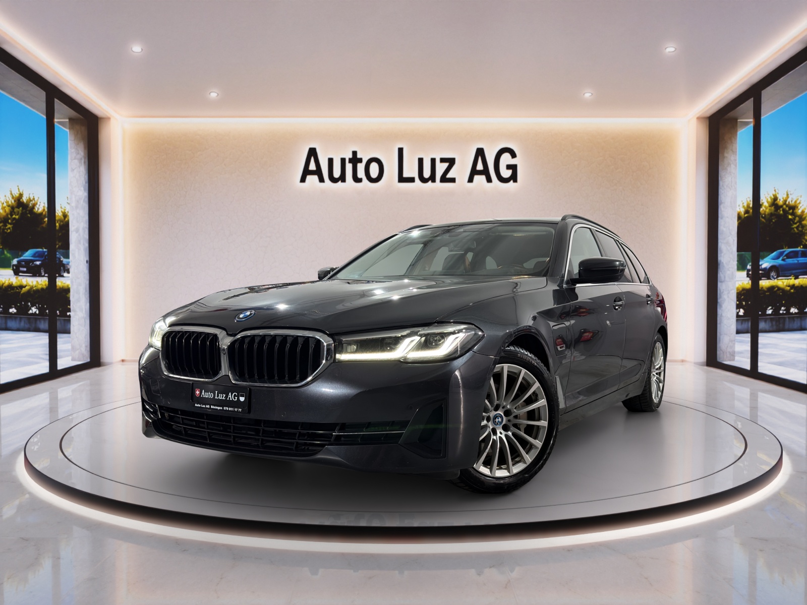 BMW 530e xDrive Touring Steptronic-image-0