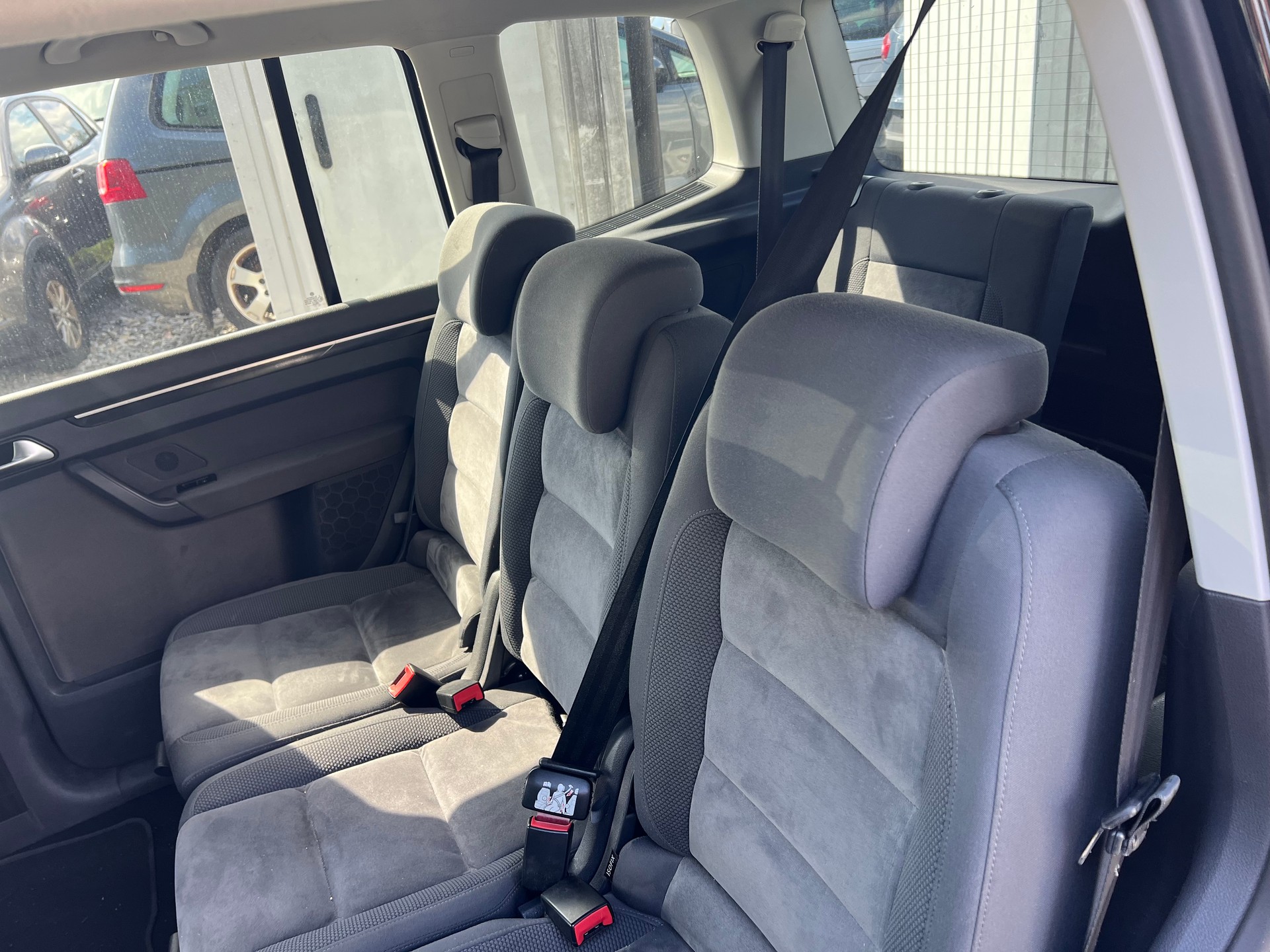 VW Touran 1.4 TSI Trendline-image-5
