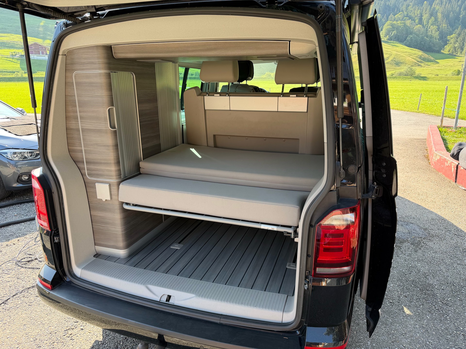 VW 2.0 TDI 204 Ocean GREY DSG 4m-image-3