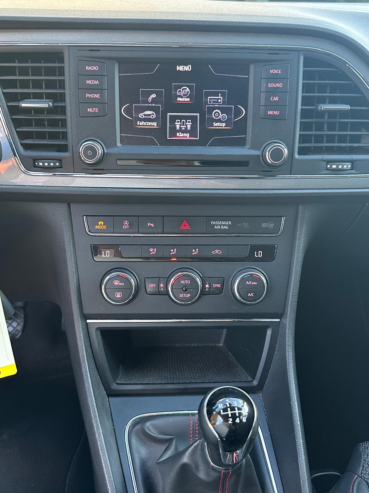 SEAT Leon 2.0 TSI Cupra 280-image-8