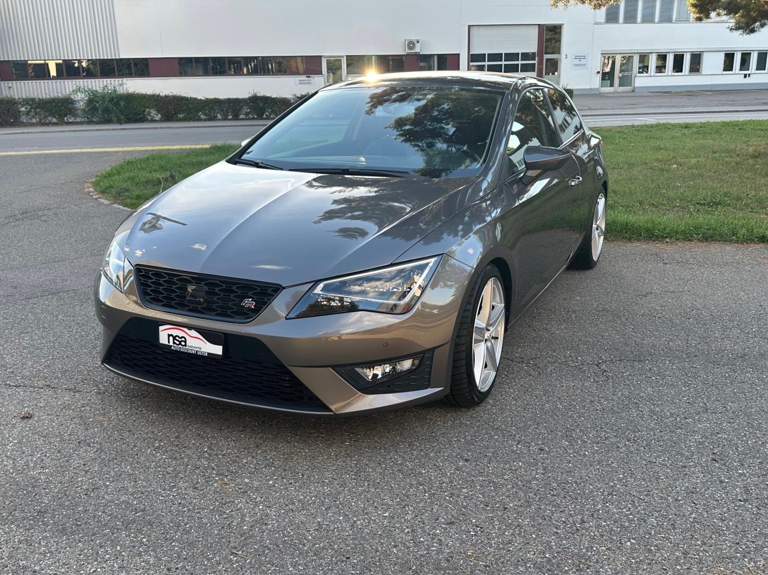 SEAT Leon 2.0 TSI Cupra 280-image-1