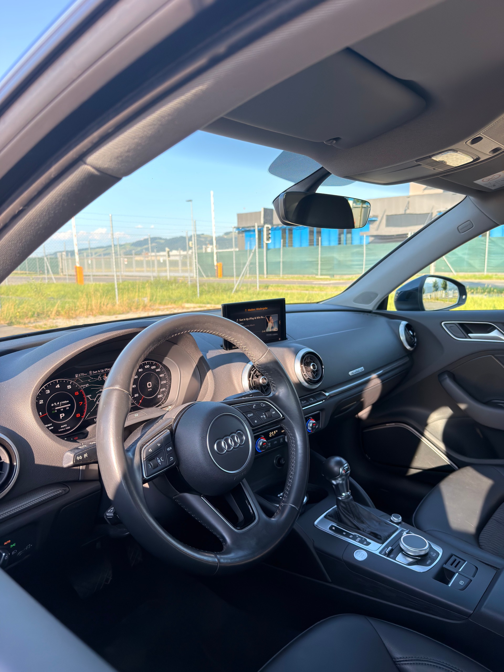 AUDI A3 Sportback 2.0 TFSI Sport quattro S-tronic-image-7
