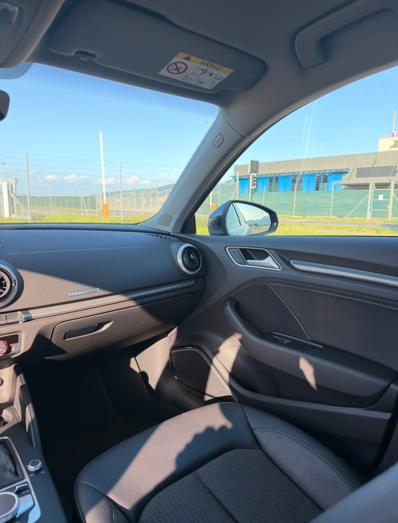 AUDI A3 Sportback 2.0 TFSI Sport quattro S-tronic-image-9