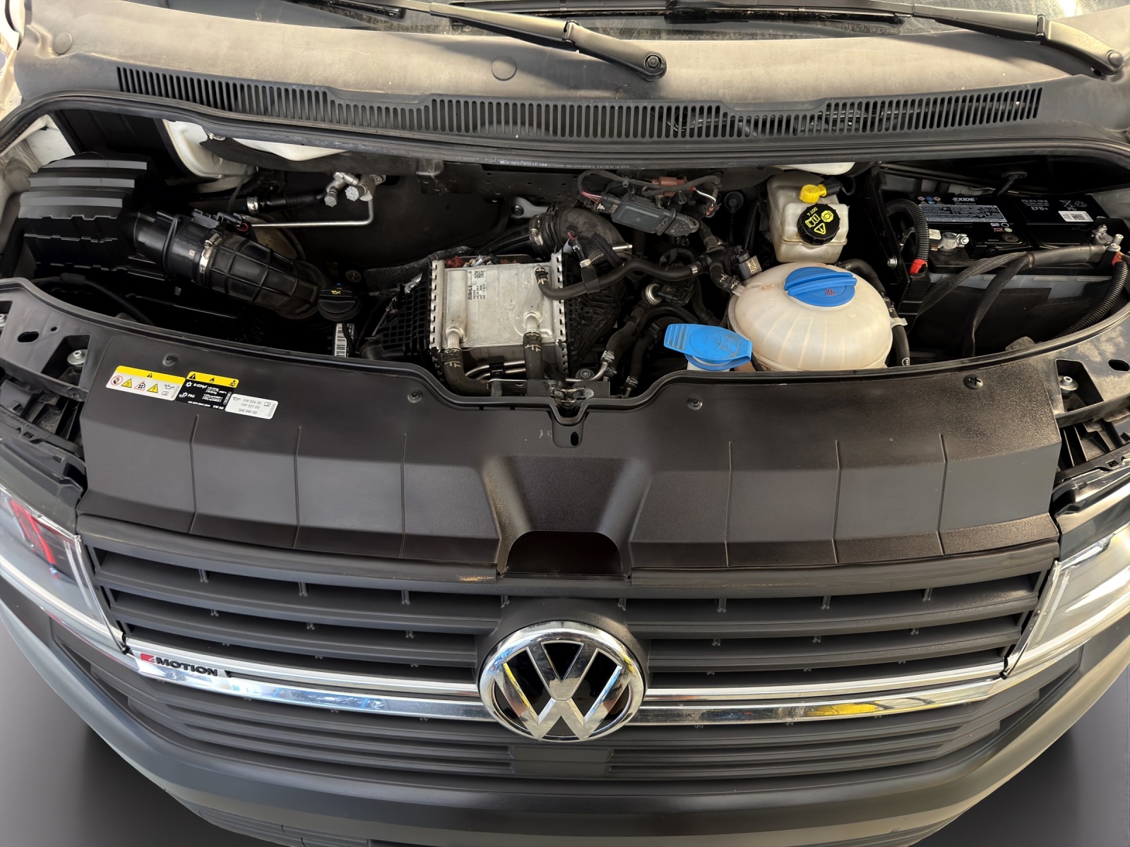 VW T6.1 2.0 TDI 4Motion DSG-image-19