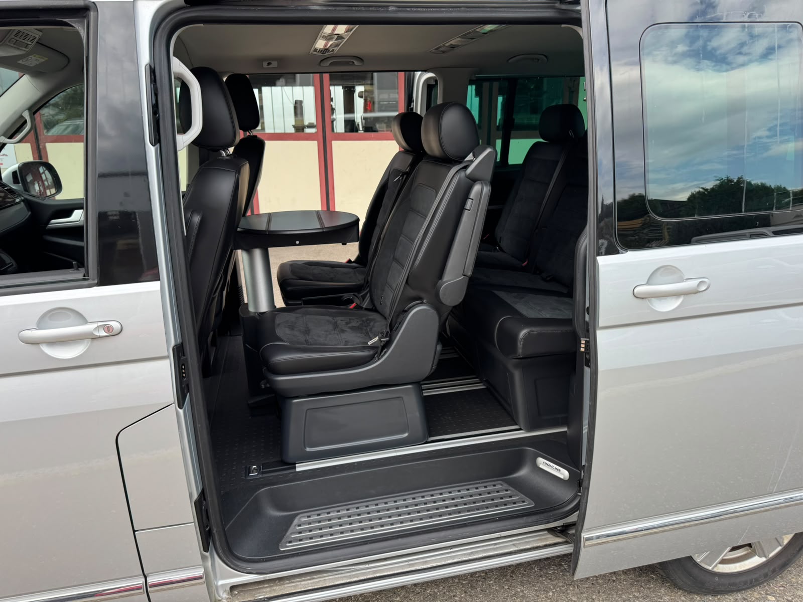 VW T6 Multivan 2.0 Bi-TDI Highline Liberty 4Mot. DSG-image-3