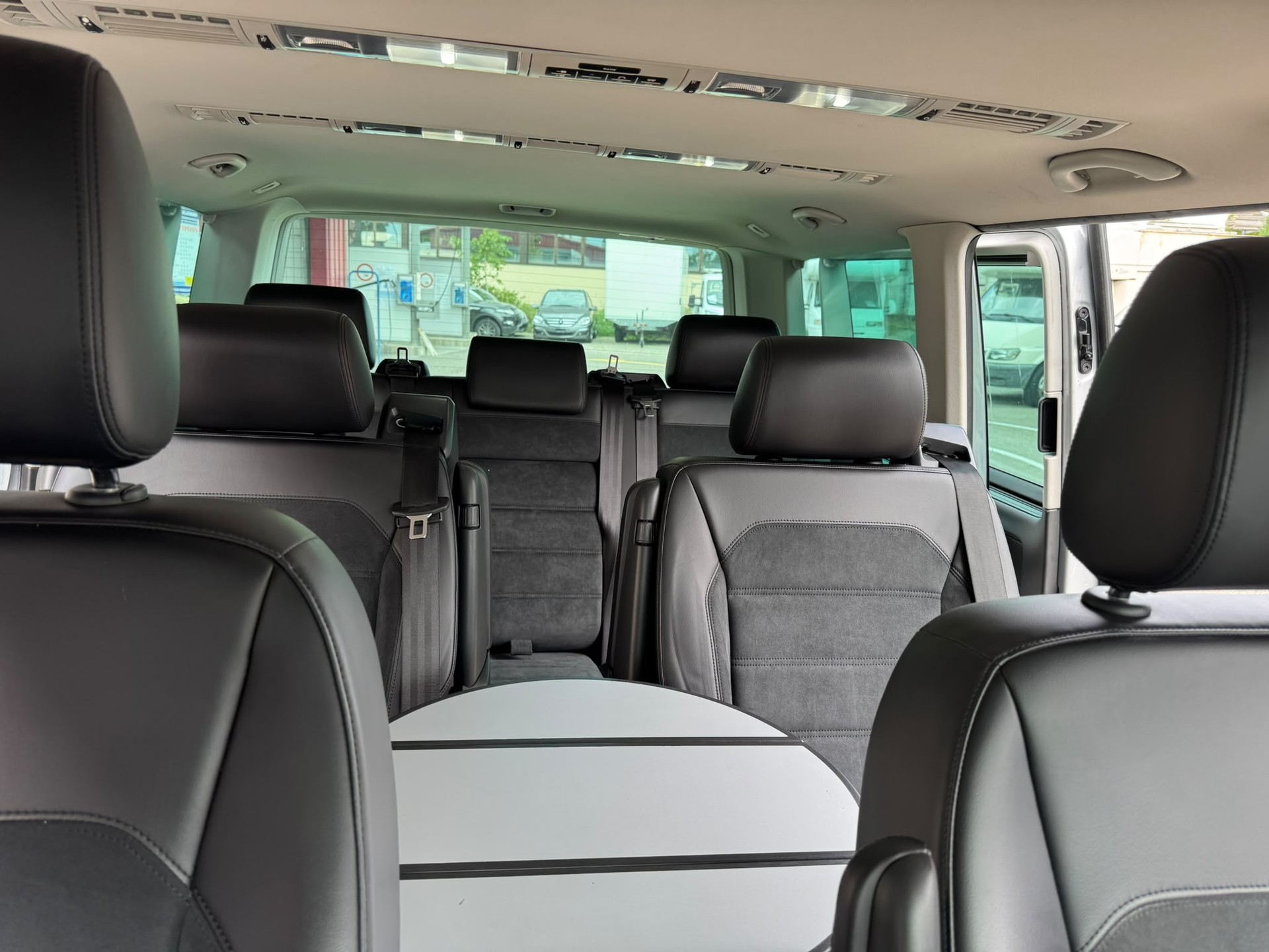 VW T6 Multivan 2.0 Bi-TDI Highline Liberty 4Mot. DSG-image-15