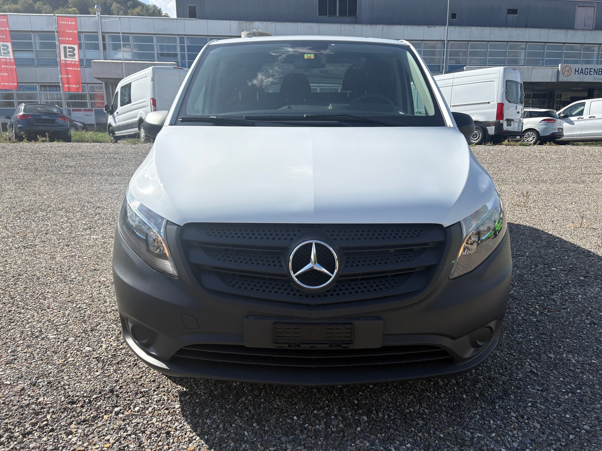 MERCEDES-BENZ eVito 112 Extralang-image-1