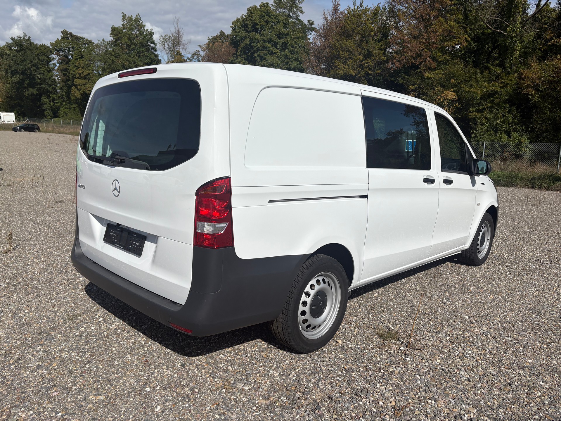 MERCEDES-BENZ eVito 112 Extralang-image-4