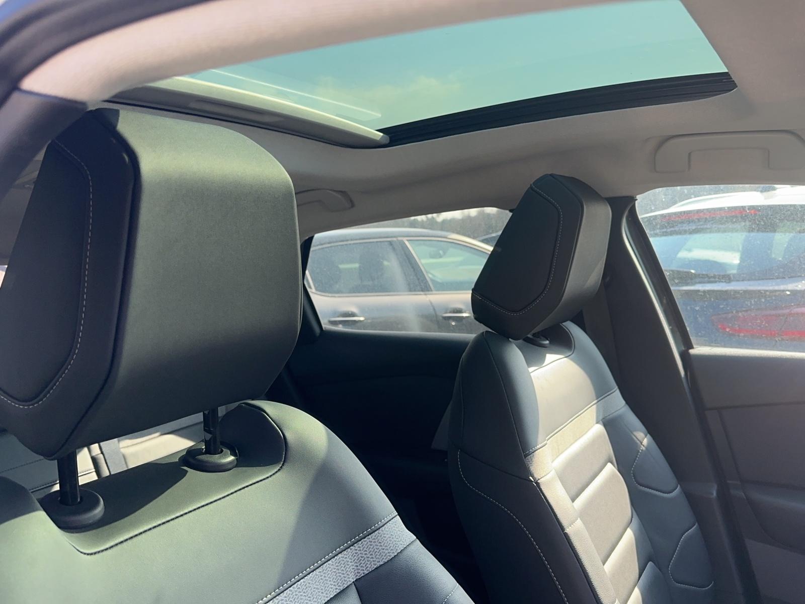 CITROEN C4 1.2 PureTech Shine Pack Automat 155PS, Panoramaschiebedach, Werksgarantie / 3.99% Leasing-Aktion-image-13