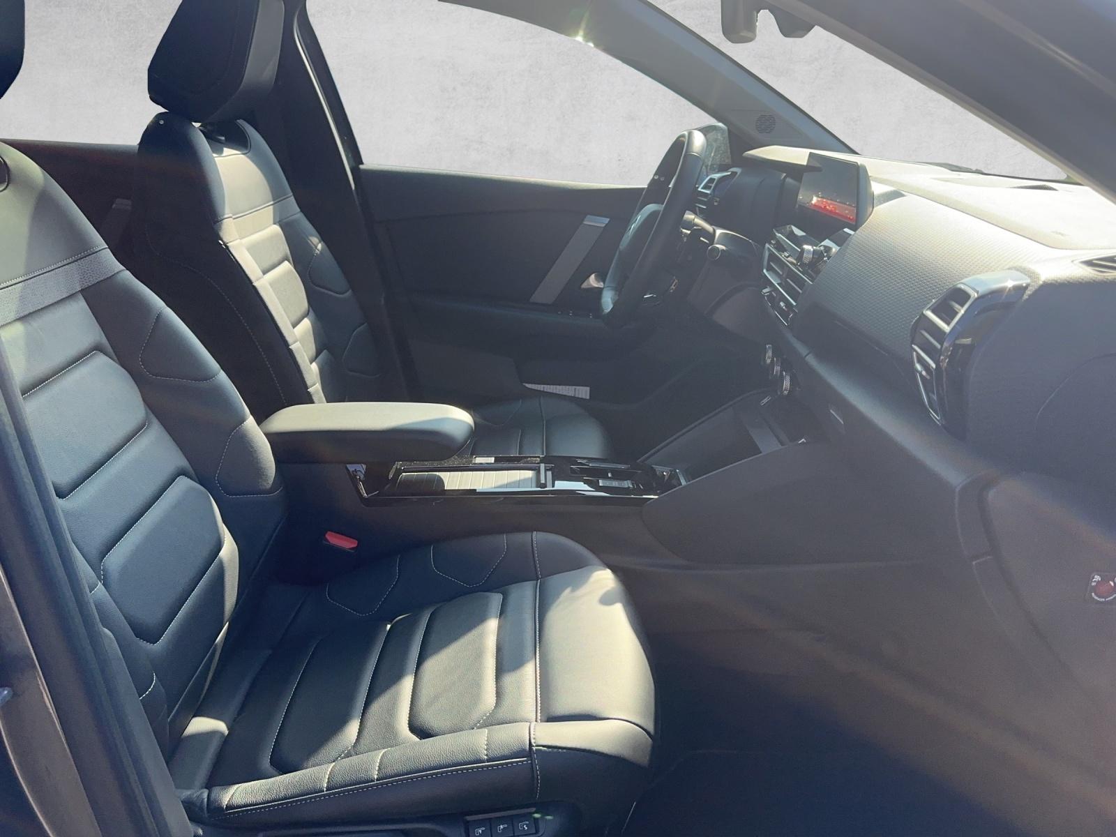 CITROEN C4 1.2 PureTech Shine Pack Automat 155PS, Panoramaschiebedach, Werksgarantie / 3.99% Leasing-Aktion-image-9