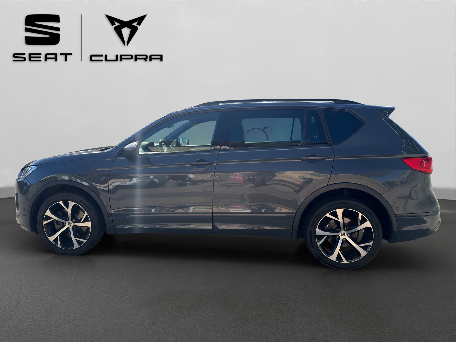 SEAT Tarraco 2.0TSI 4Drive Hola FR DSG-image-1