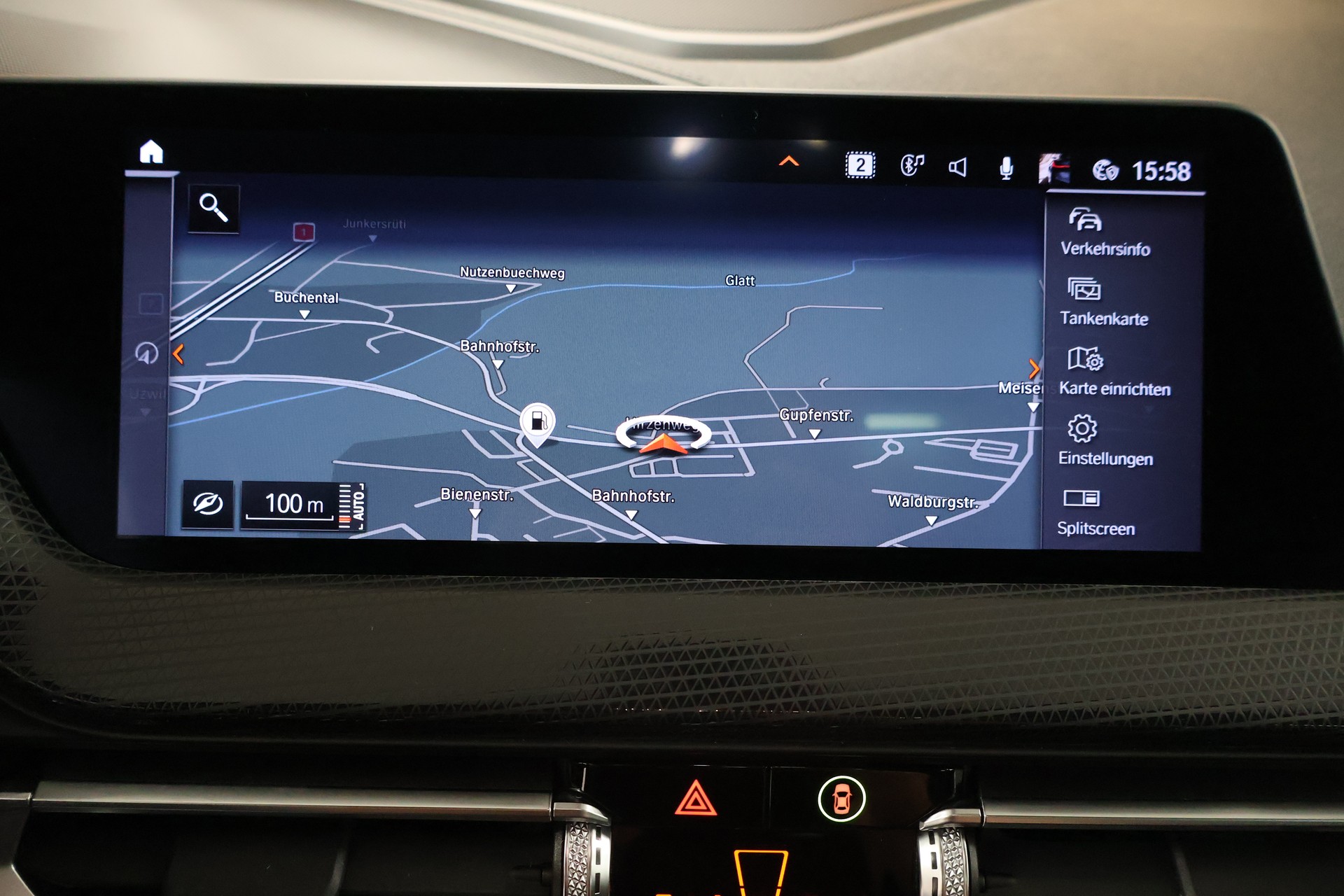 BMW M135i xDrive Steptronic-image-24