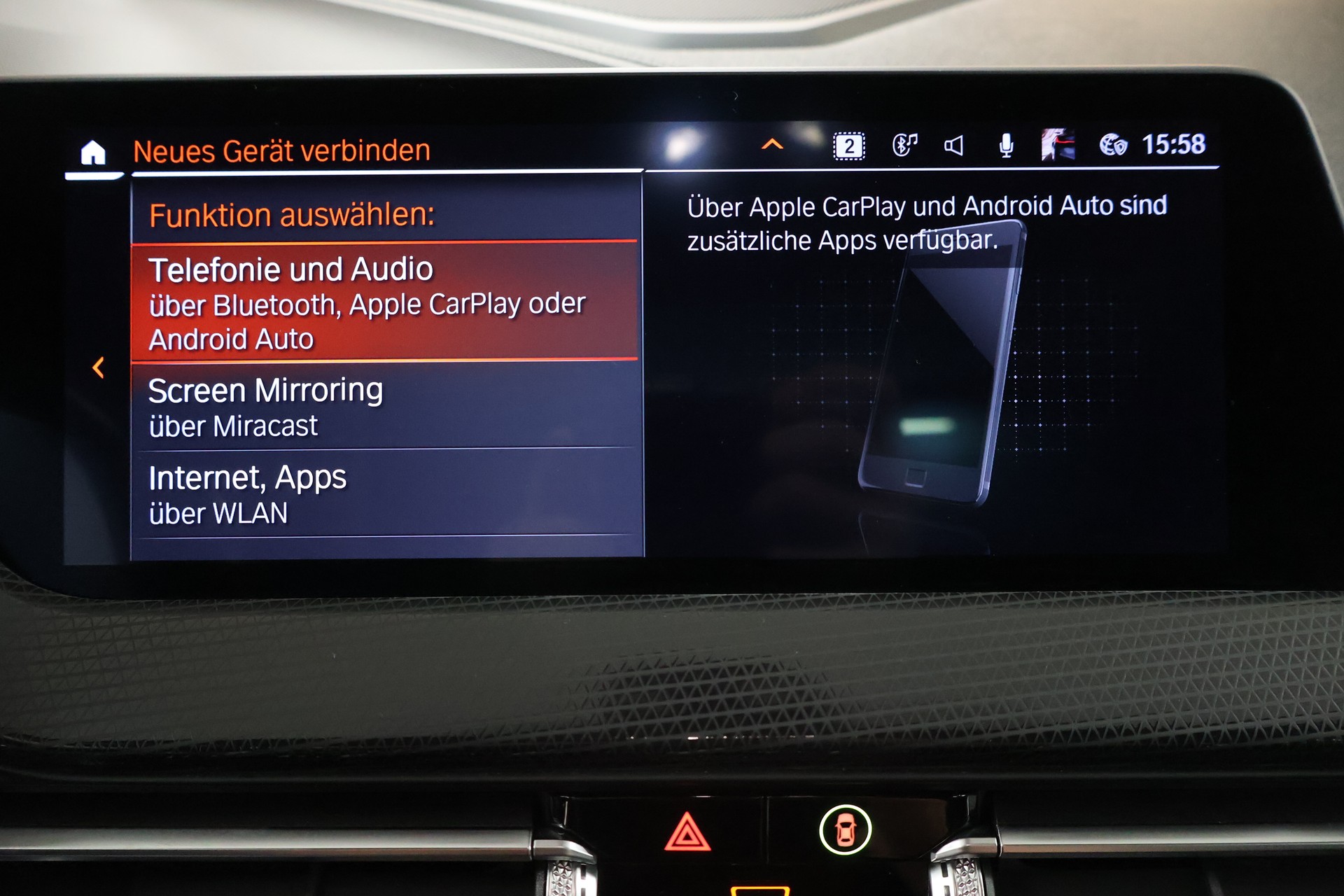 BMW M135i xDrive Steptronic-image-23