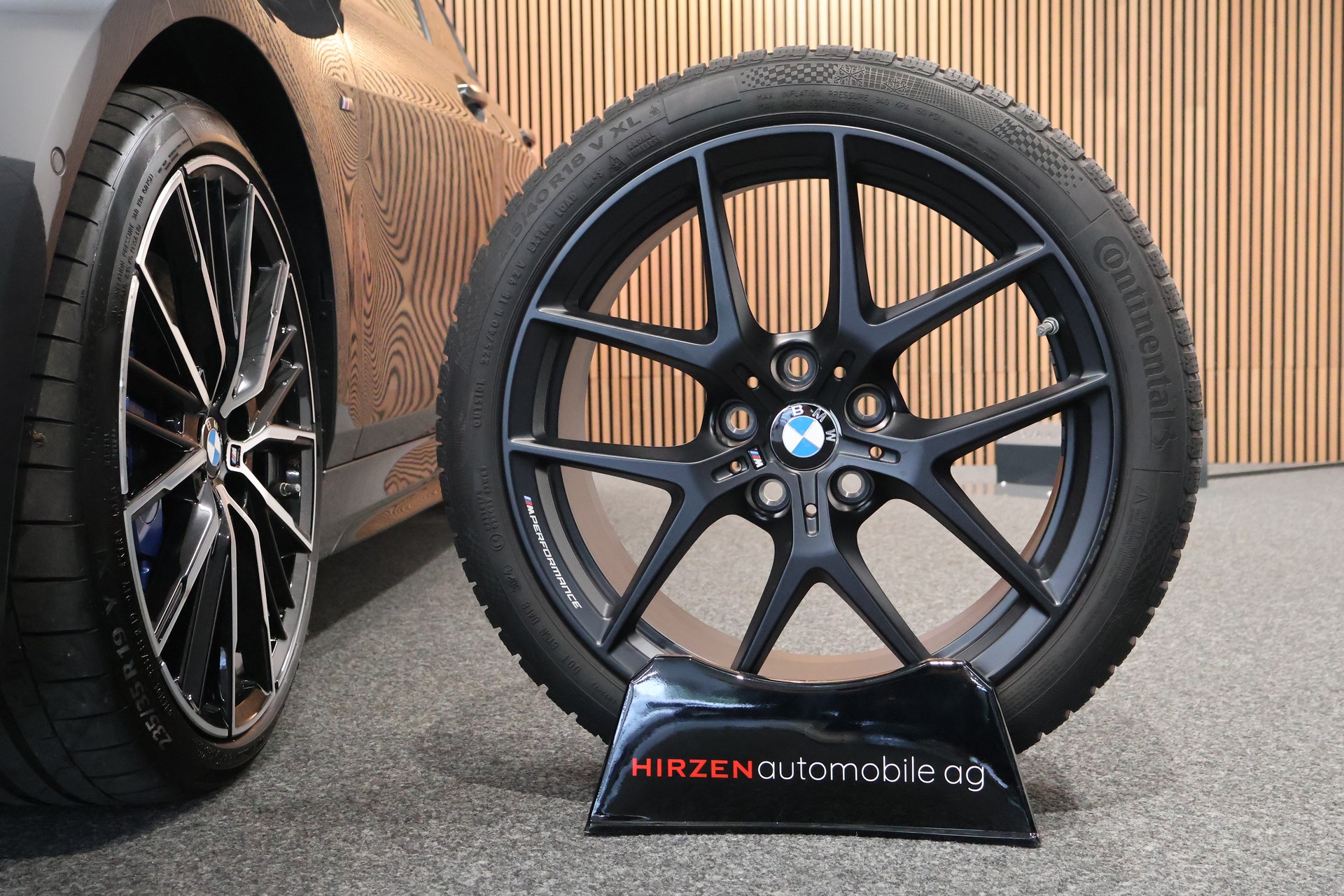 BMW M135i xDrive Steptronic-image-30
