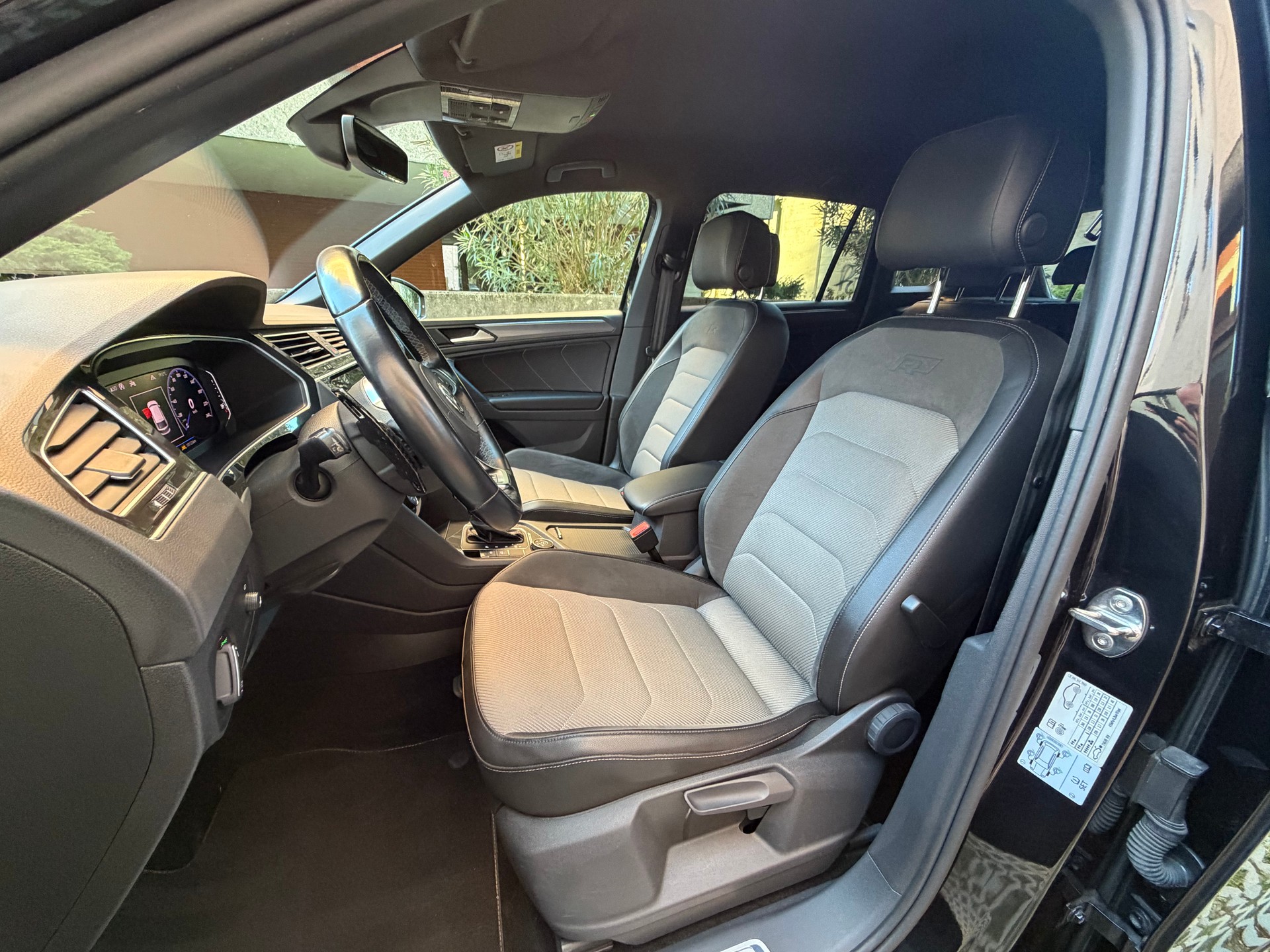 VW Tiguan 2.0TSI Highline 4Motion DSG-image-8