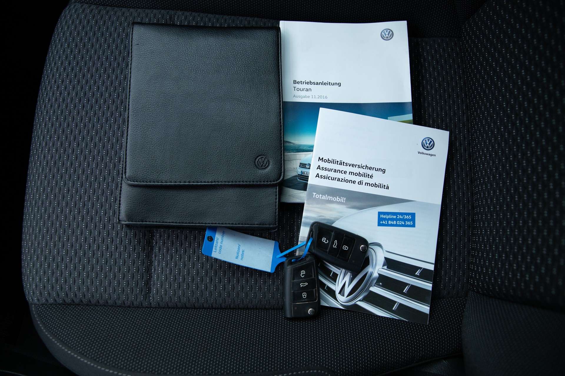 VW Touran 1.6 TDI BlueMotion Technology Comfortline DSG-image-13